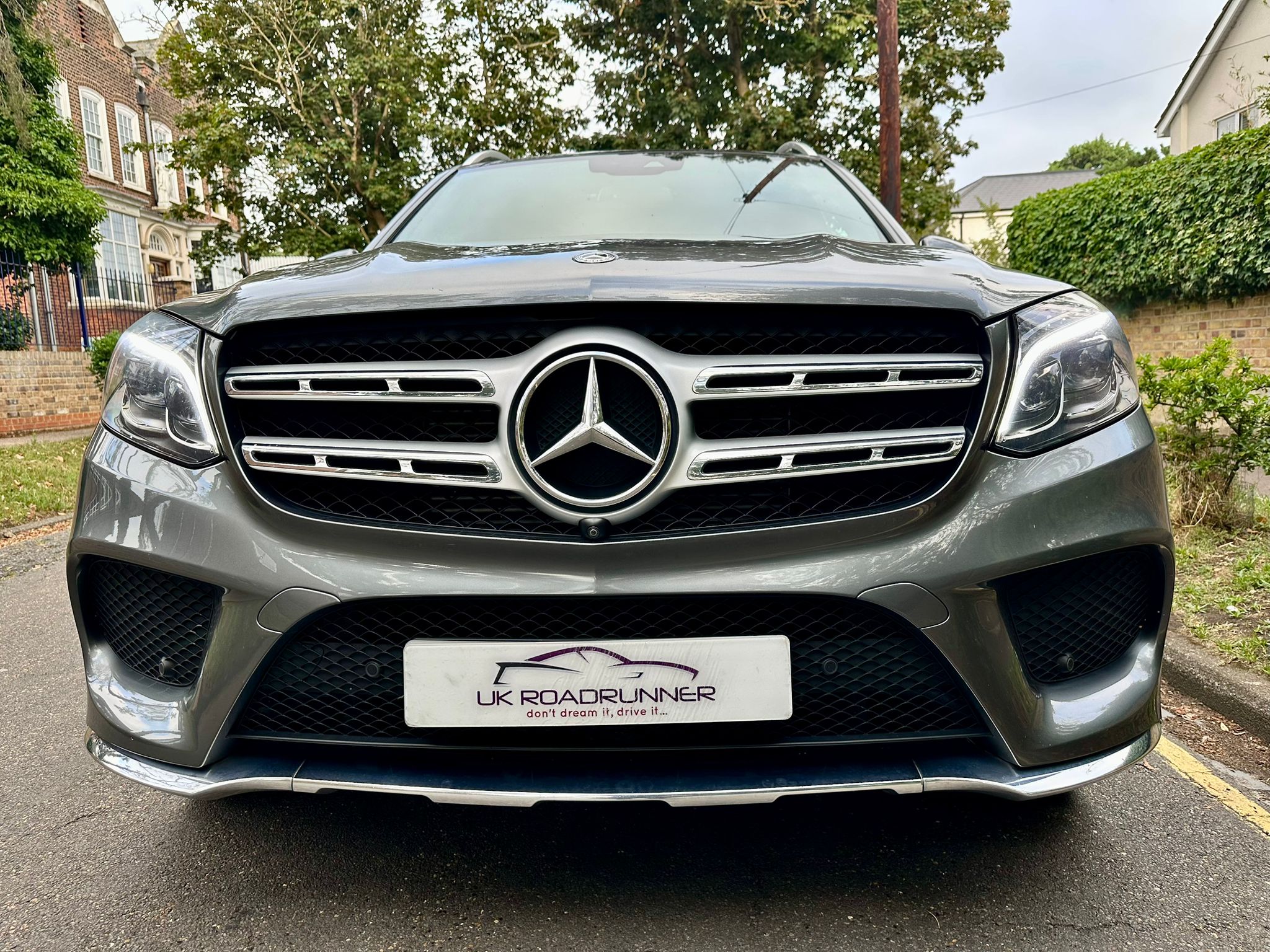 2018 Mercedes Benz GLS350d image 2