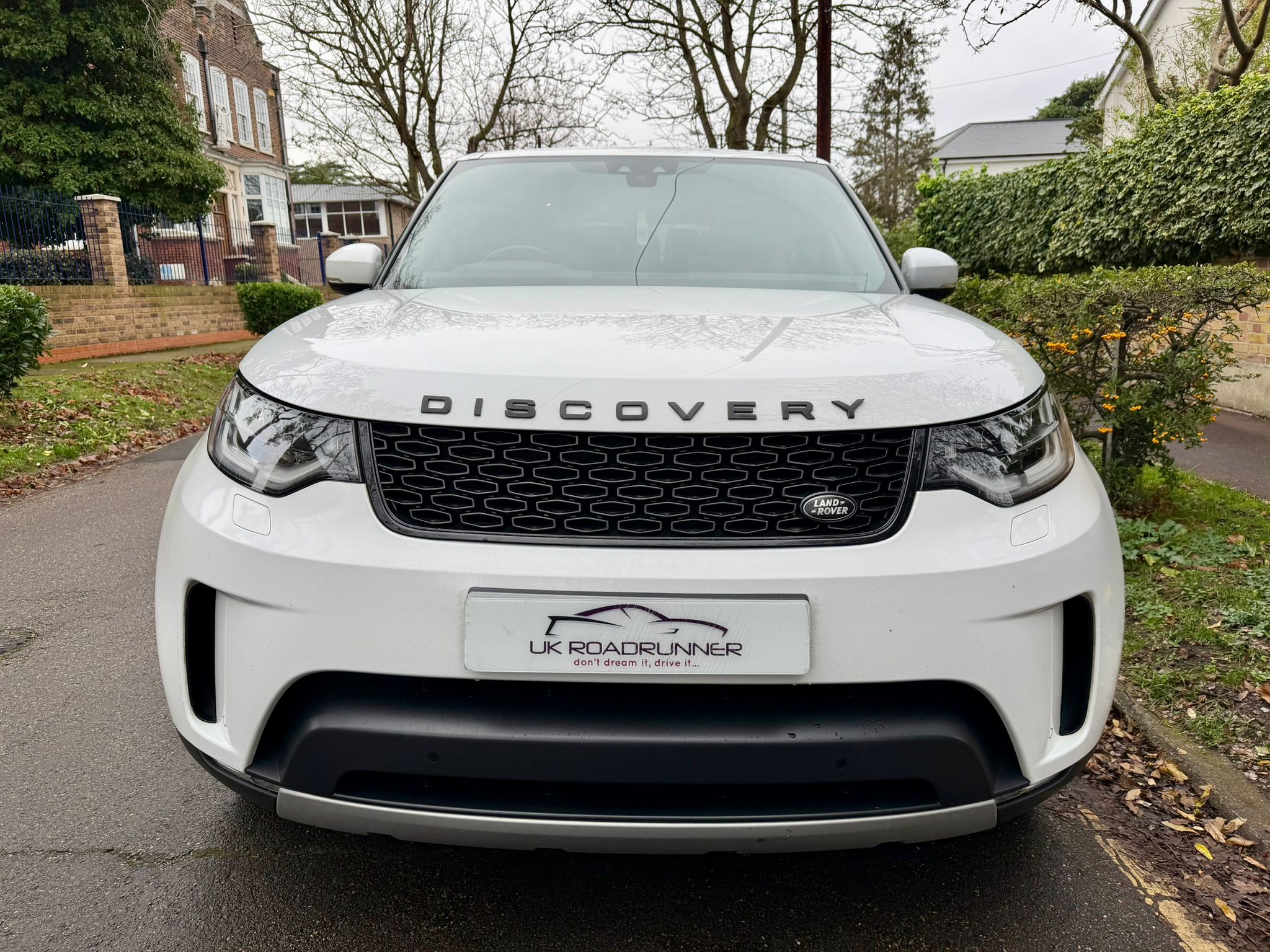 2019 Land Rover Discovery  image 3