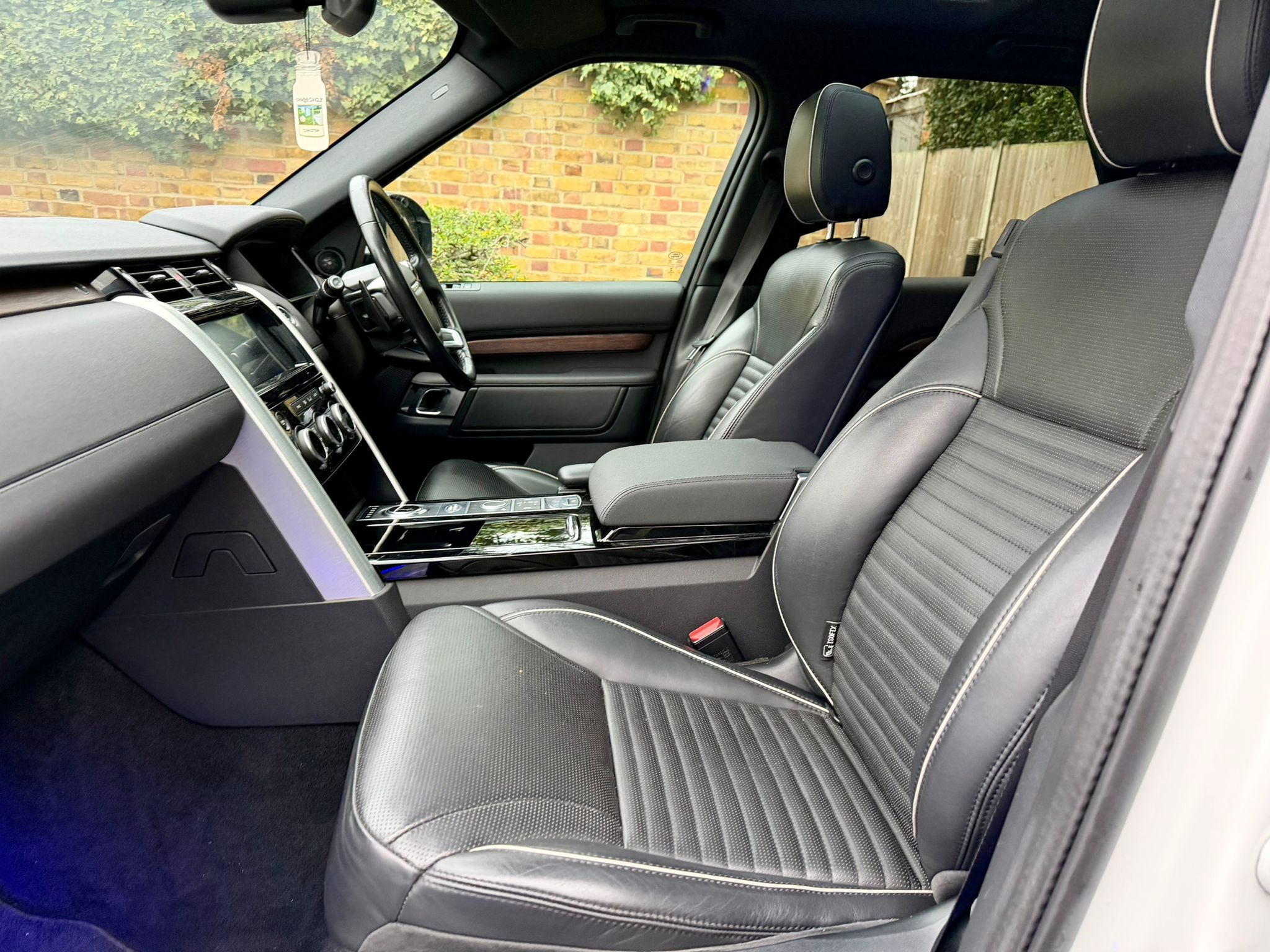 2019 Land Rover Discovery  image 6