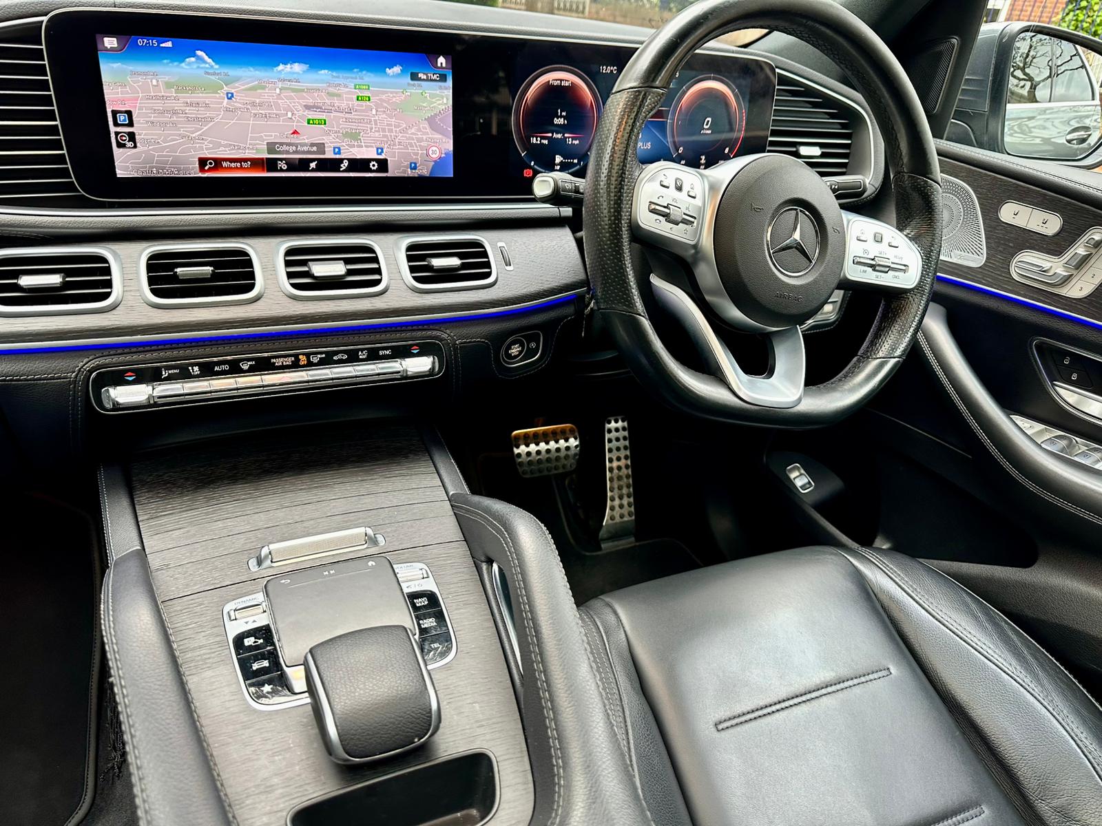 2019 Mercedes Benz GLE300d  image 4