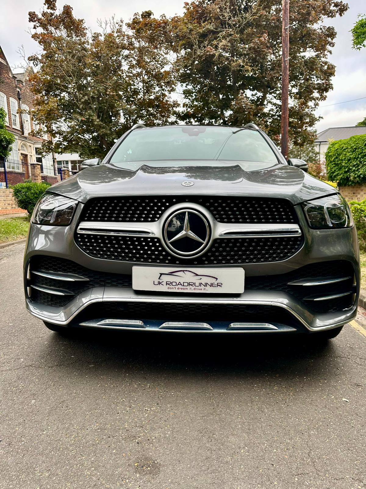 2019 Mercedes Benz GLE300d  image 2