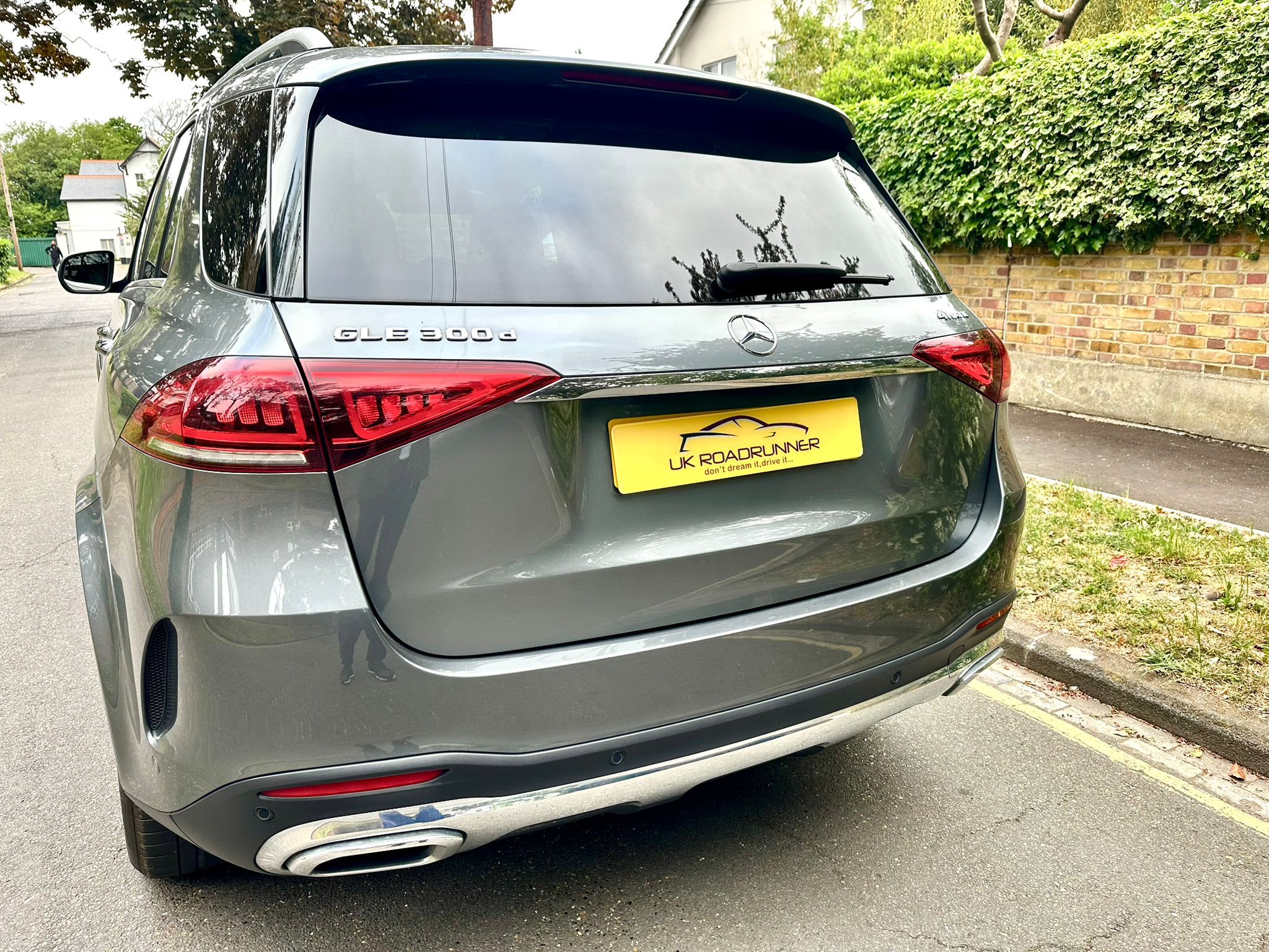 2019 Mercedes Benz GLE300d  image 8