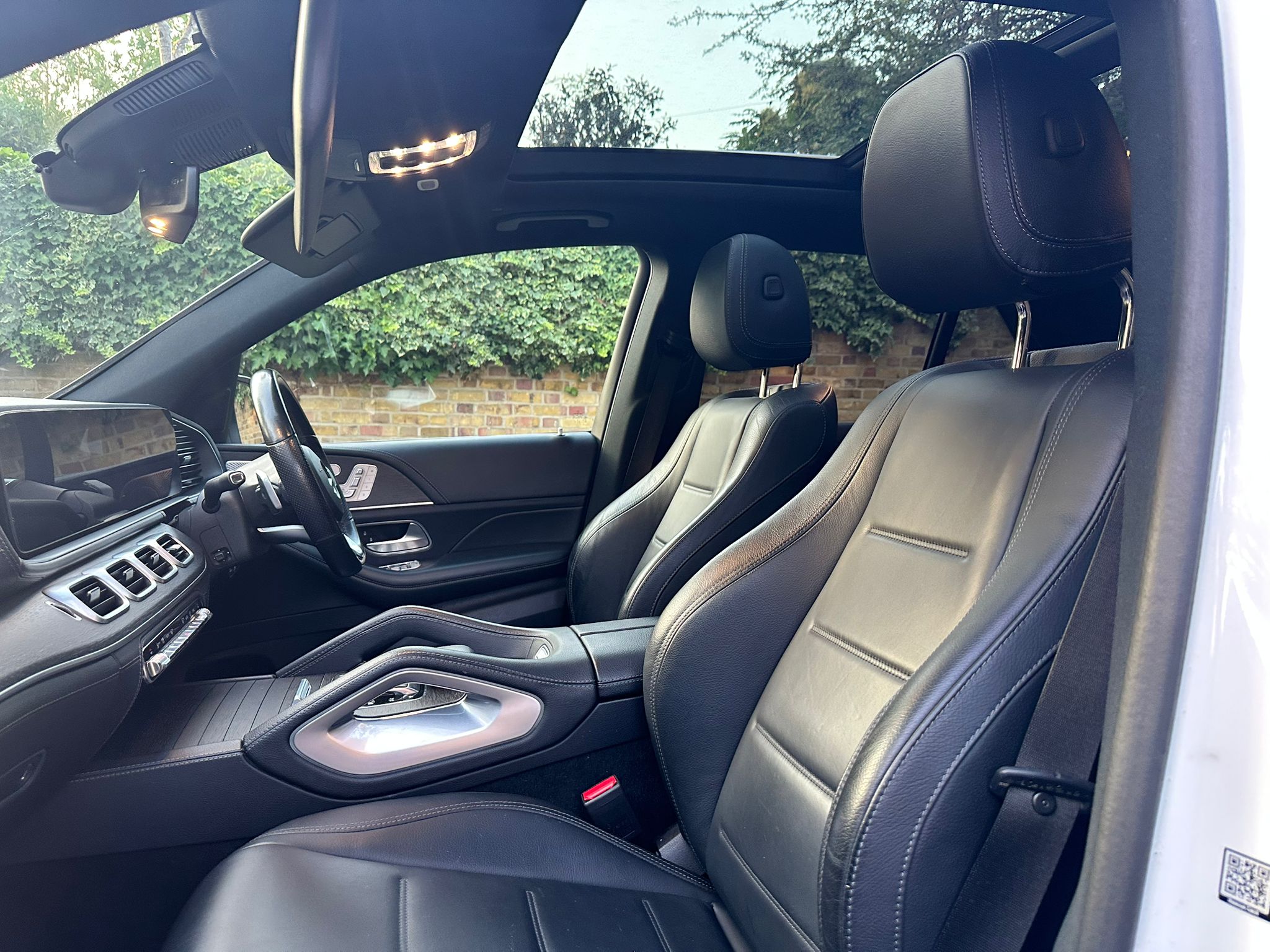 2019 Mercedes Benz GLE300d  image 6