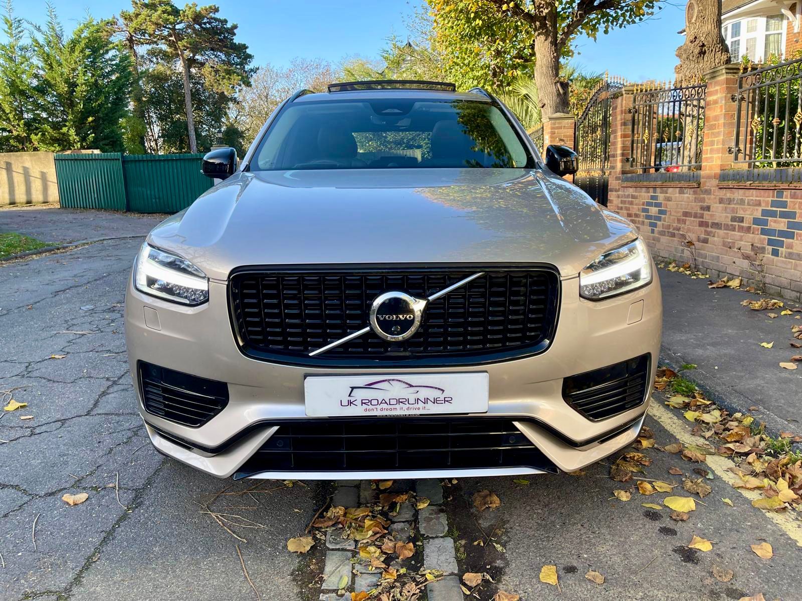 2022 Volvo XC90  image 2
