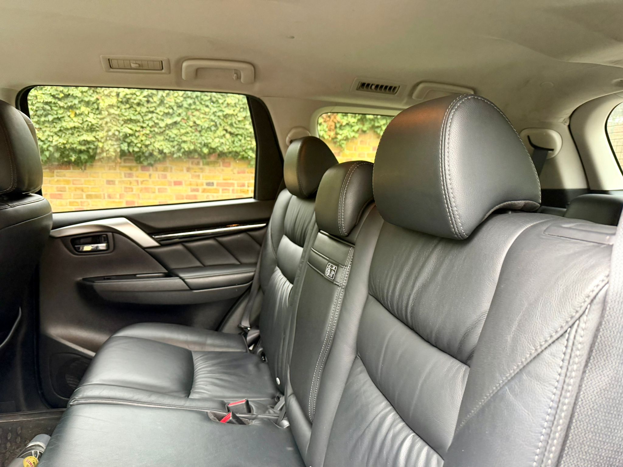 2019 Mitsubishi Shogun Sport image 7