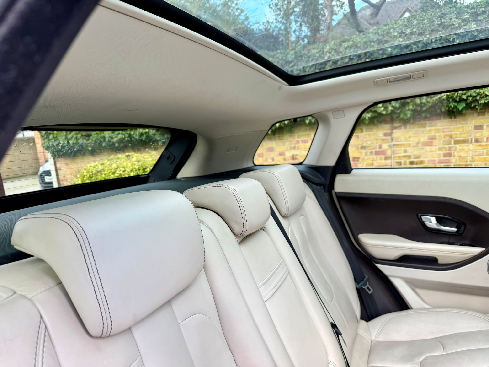 ⁩2013 Range Rover Evoque image 5