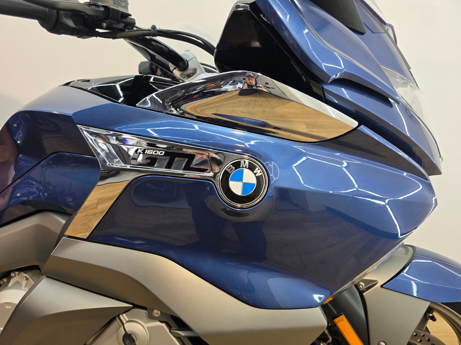 2024 BMW K1600  image 3