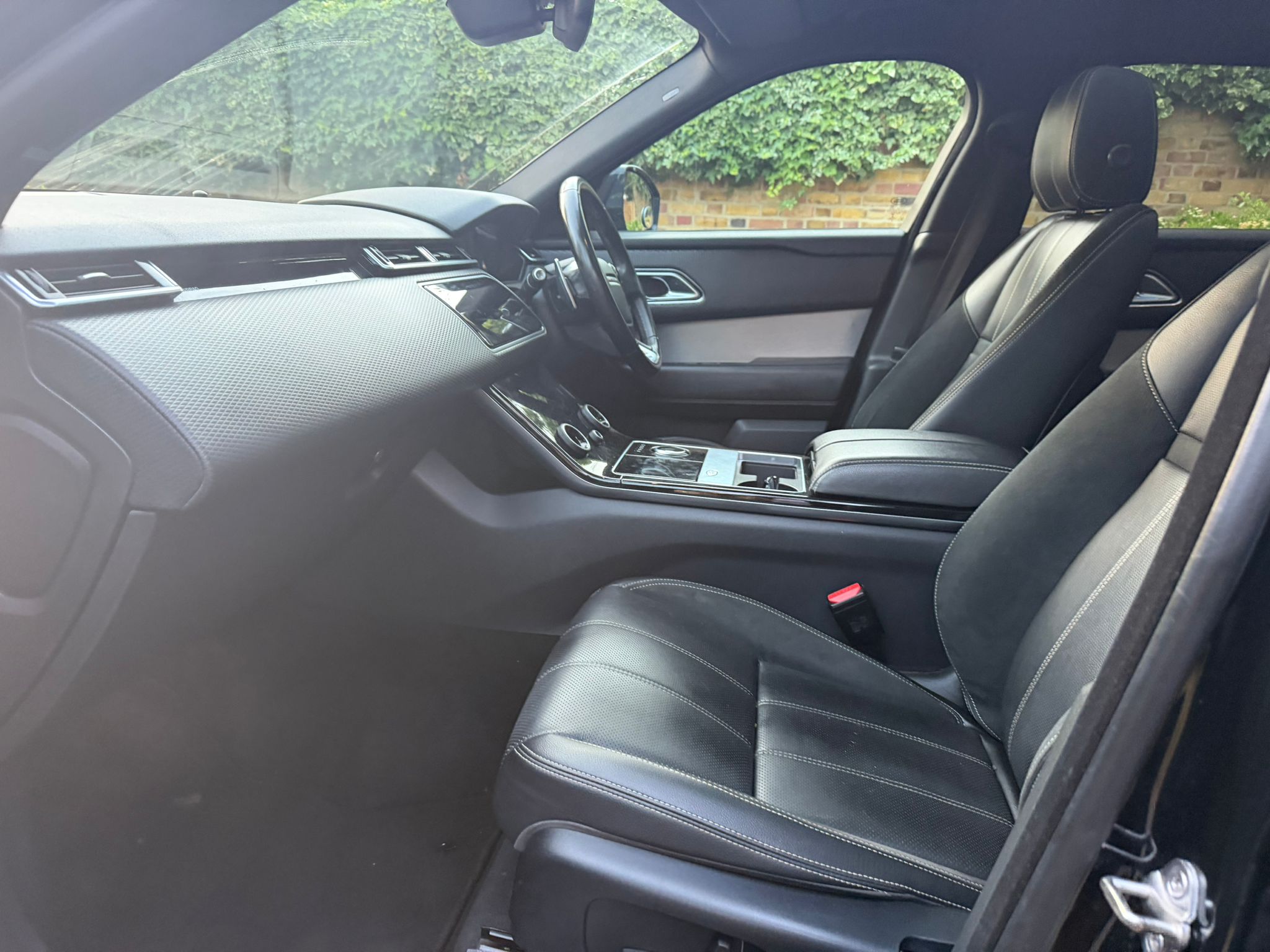 2019 Land Rover Range Rover Velar image 4