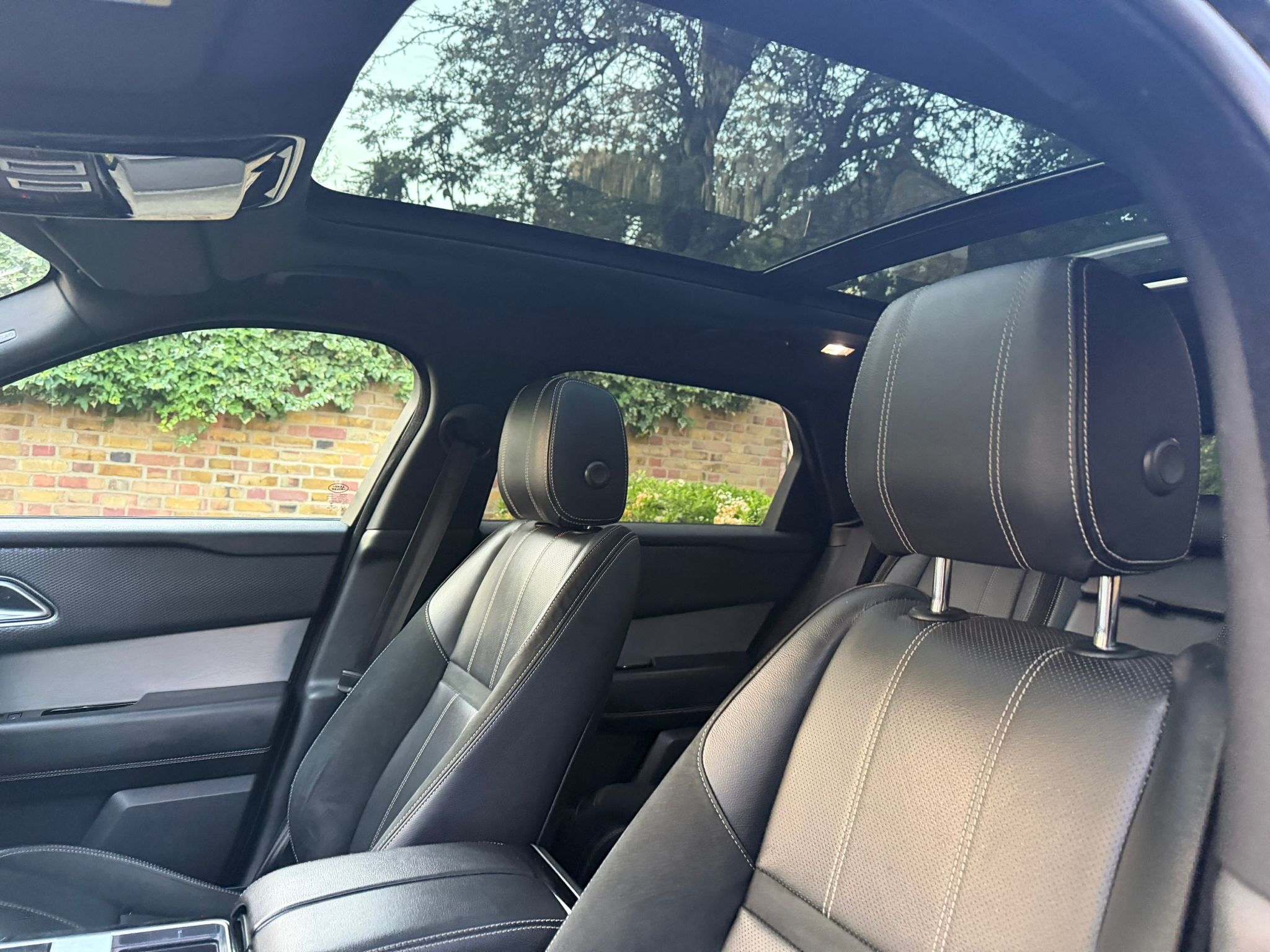 2019 Land Rover Range Rover Velar image 6