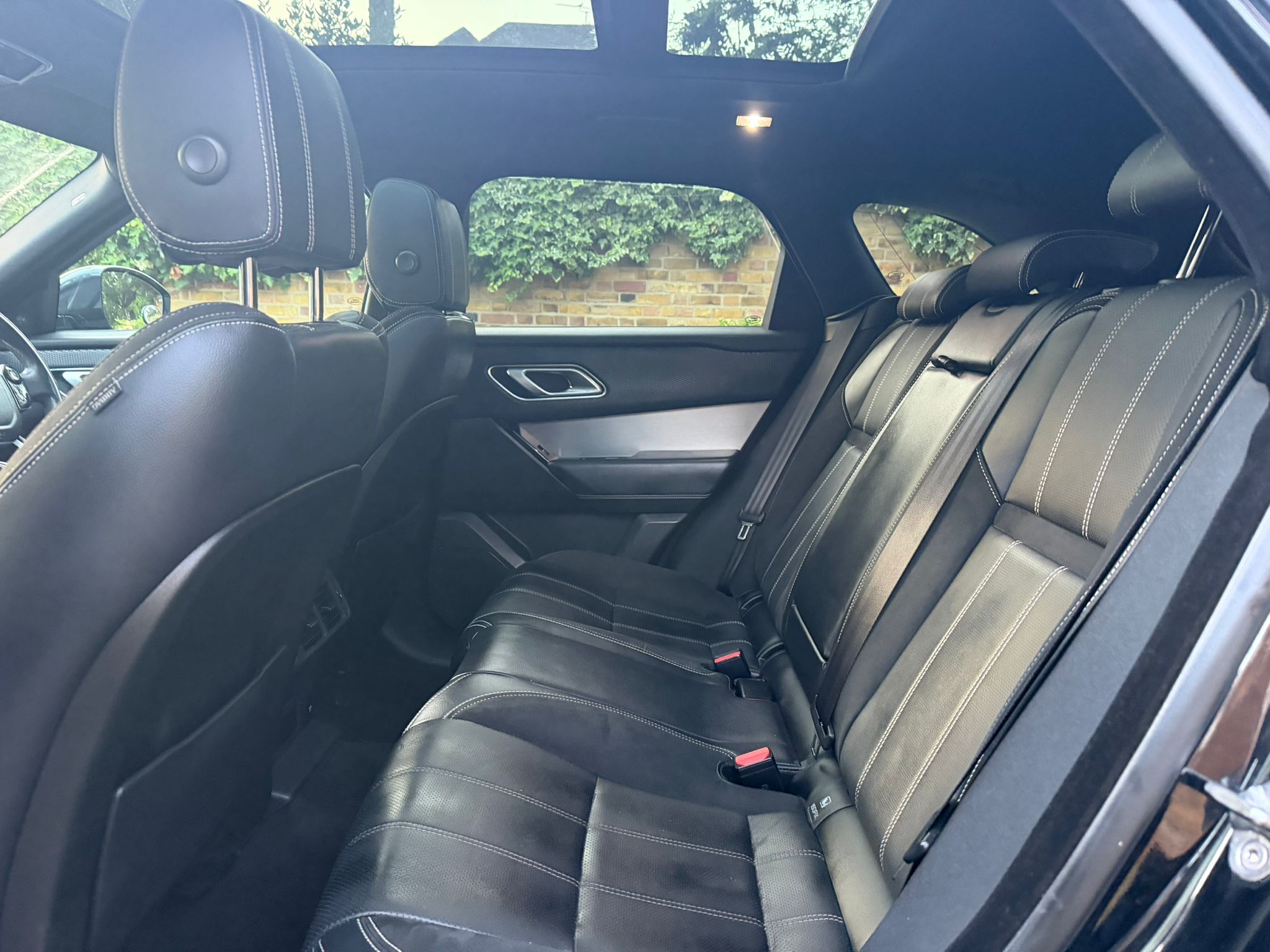 2019 Land Rover Range Rover Velar image 5