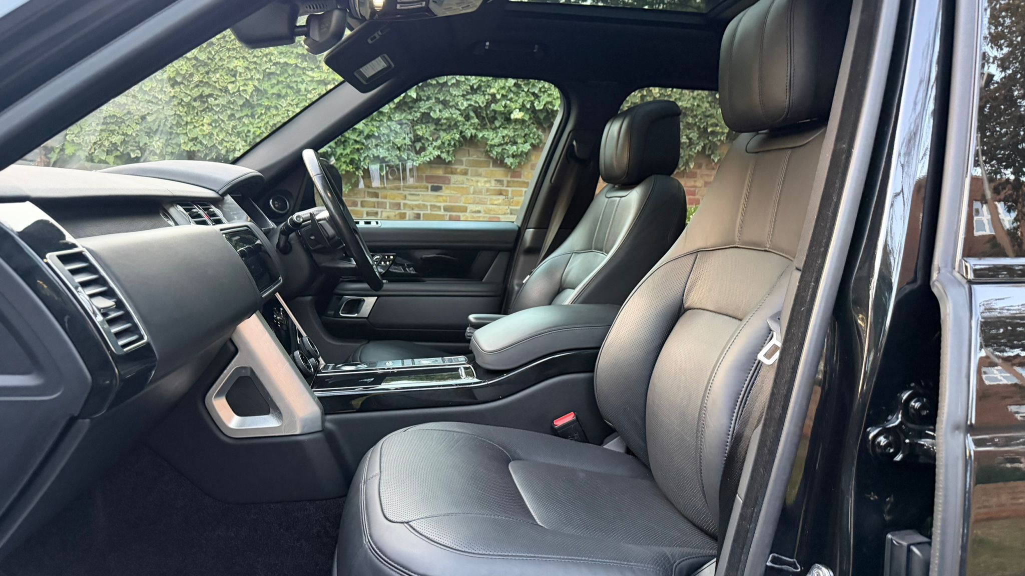 2019 Range Rover Vogue SDV6 3.0L image 7