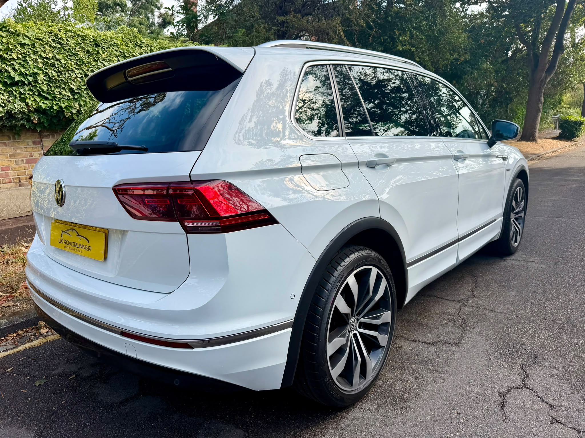2020 Volkswagen Tiguan SEL TSI 4MOTION image 7