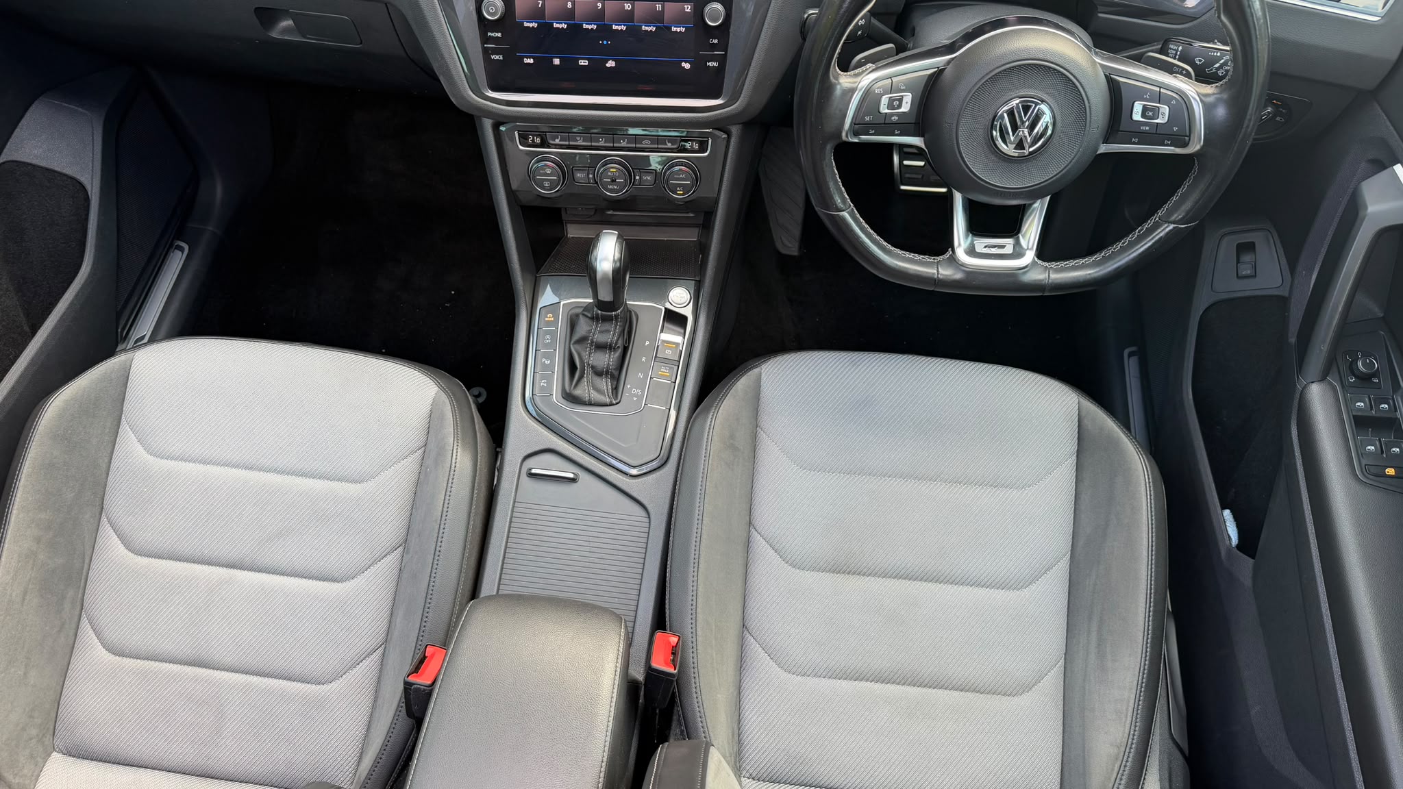 2020 Volkswagen Tiguan SEL TSI 4MOTION image 4