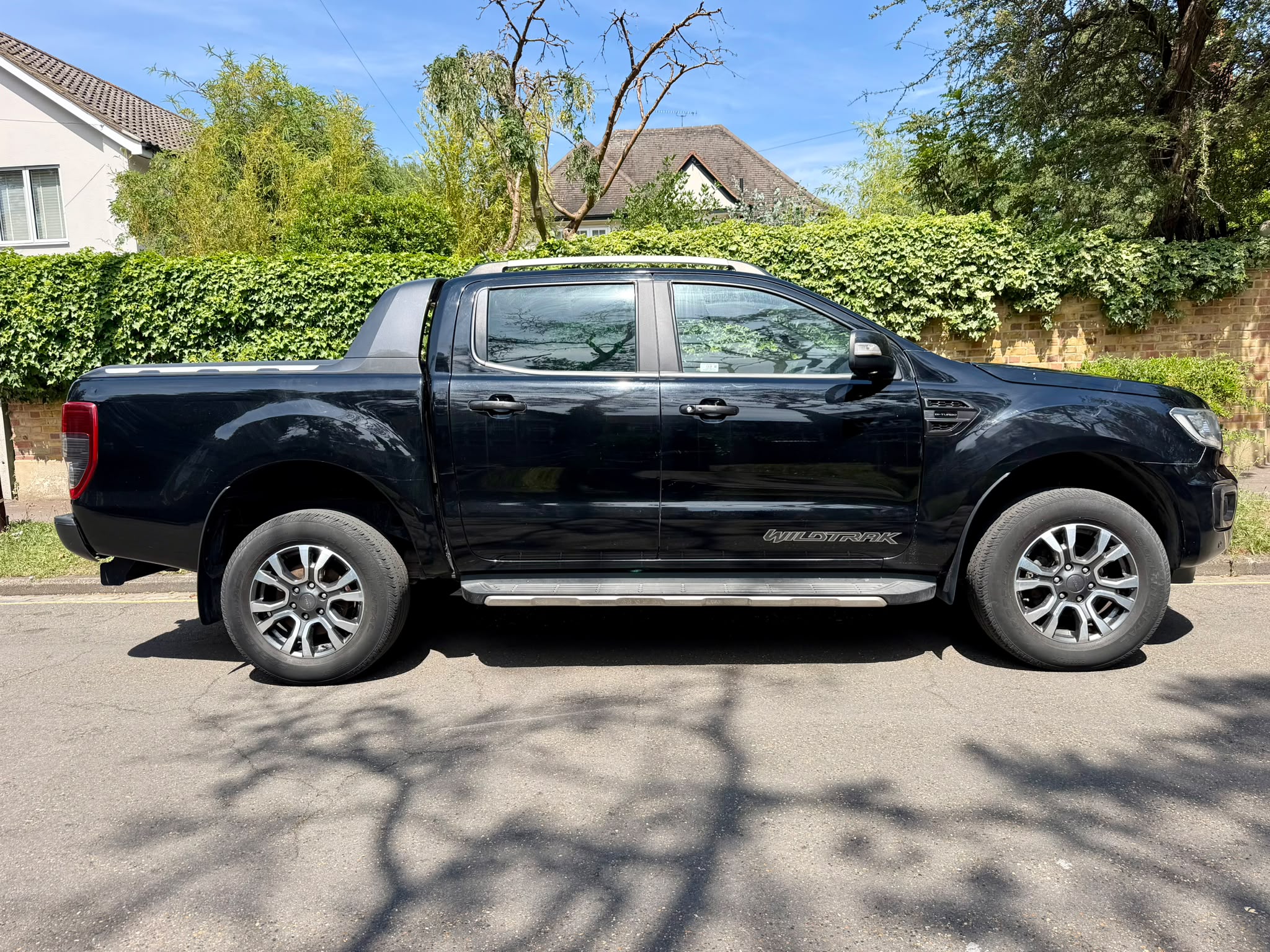 2020 Toyota Hilux  image 6