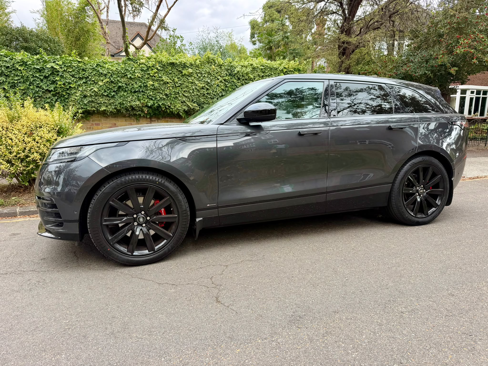 2018 Range Rover Velar image 4
