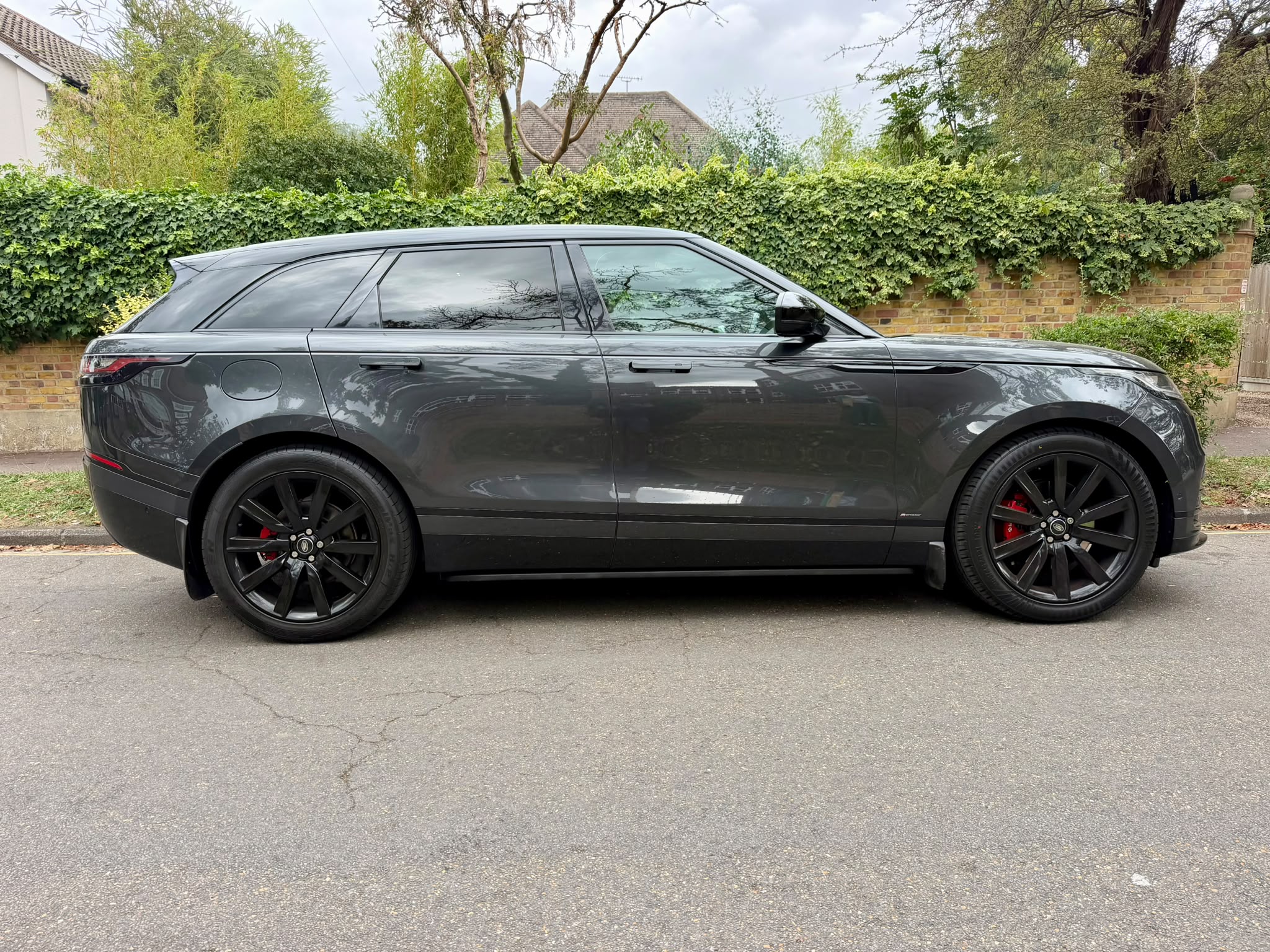 2018 Range Rover Velar image 3