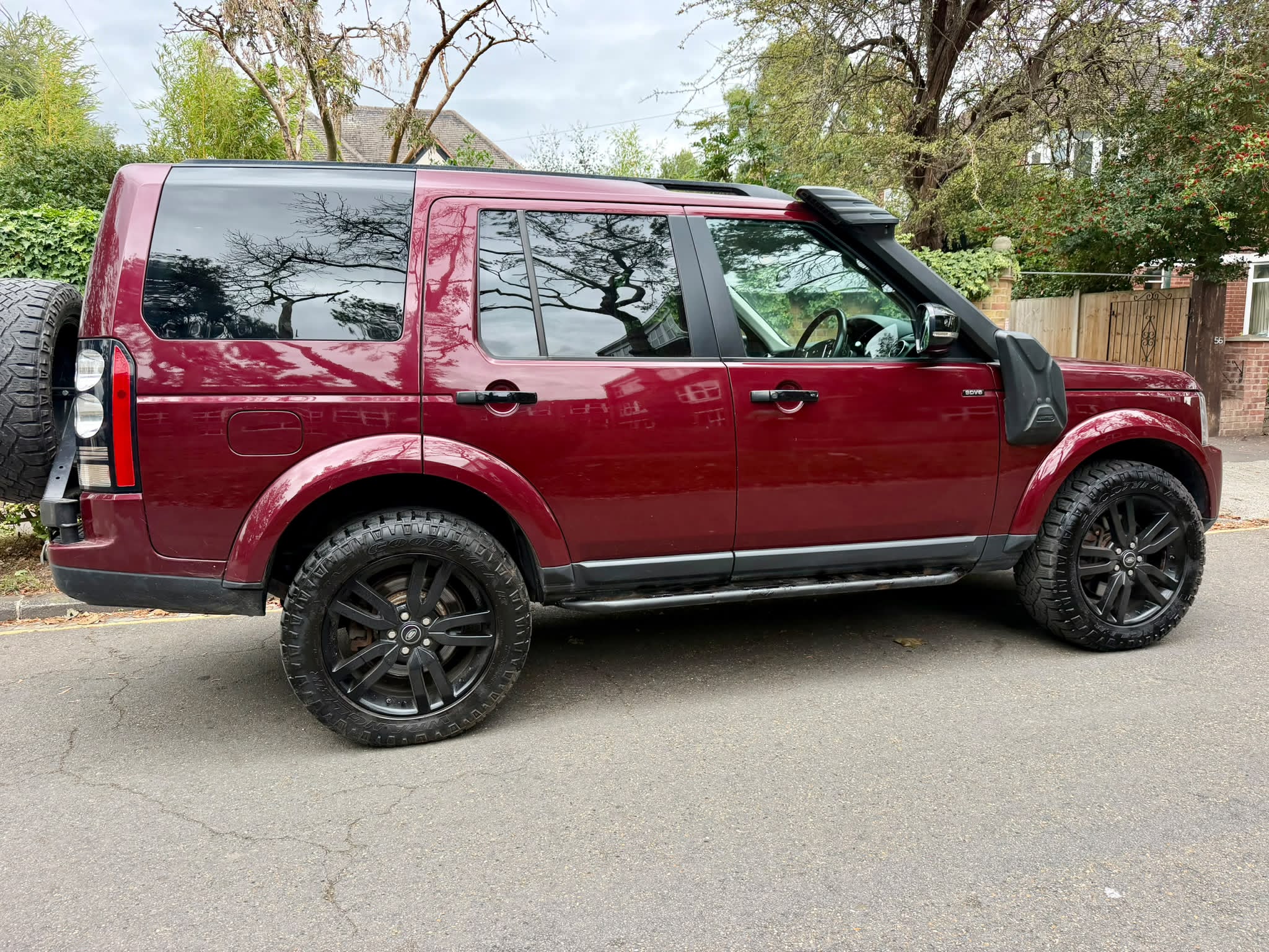 2016 Discovery 4  image 3
