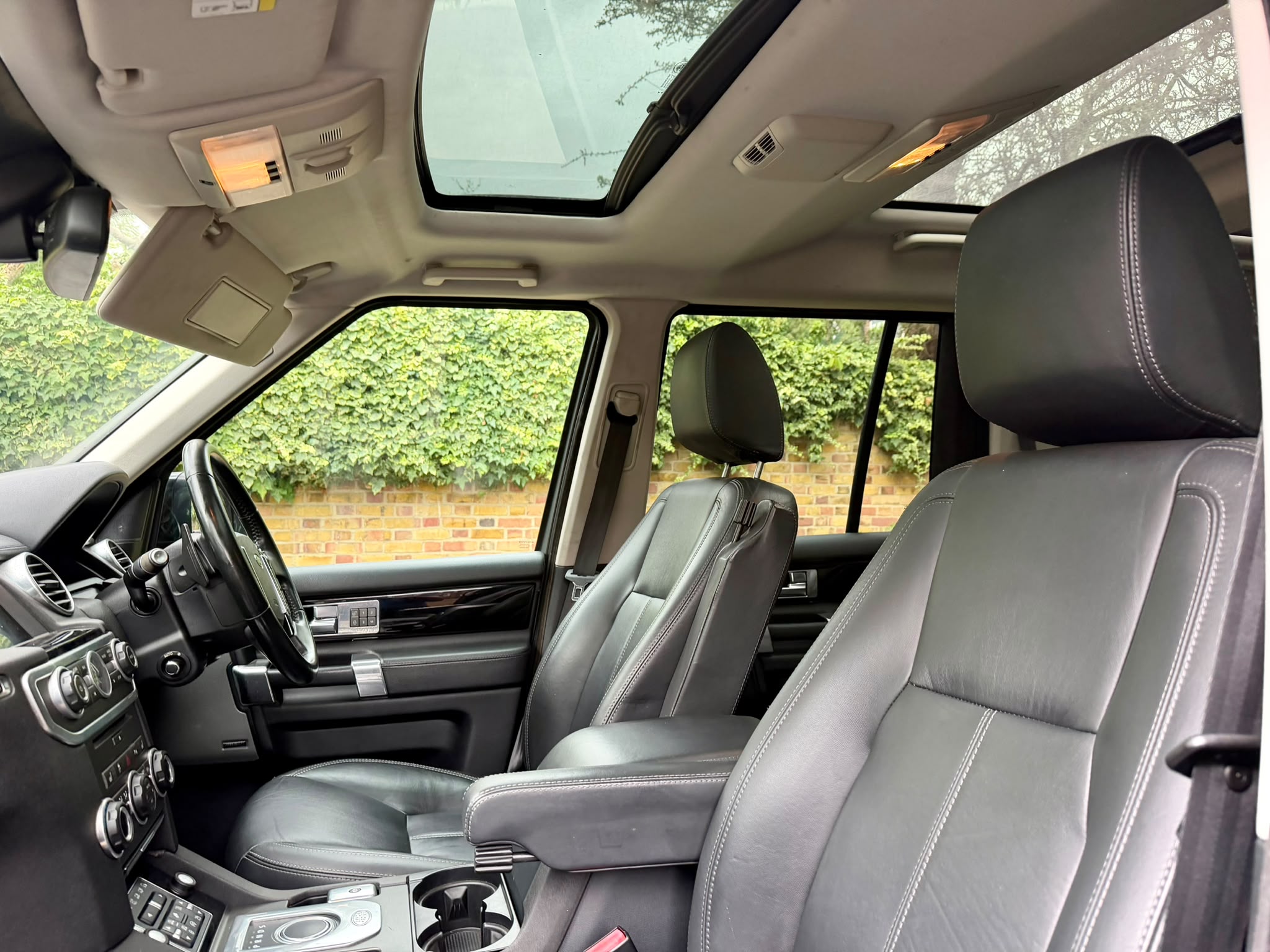 2016 Discovery 4  image 6