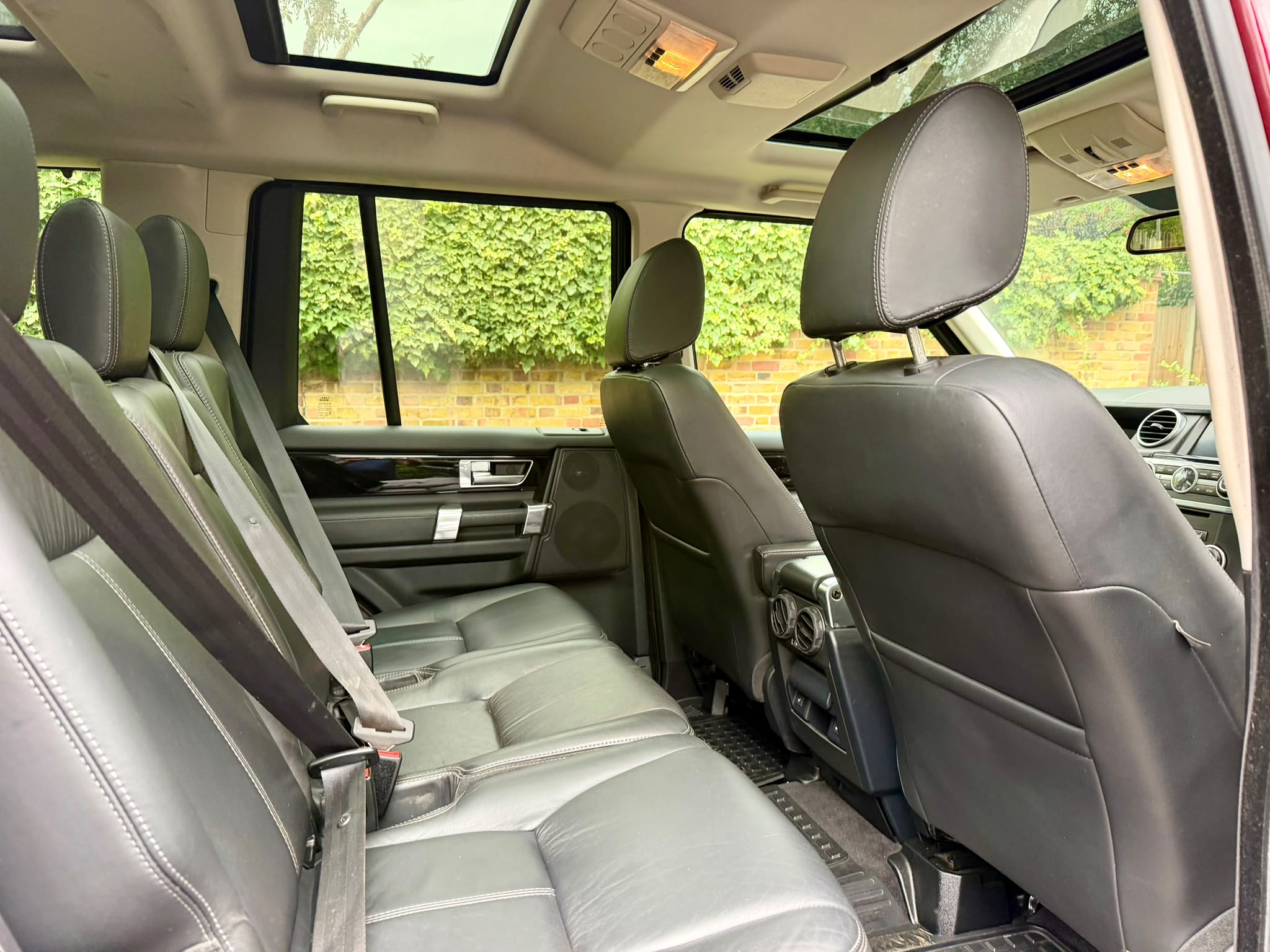 2016 Discovery 4  image 7