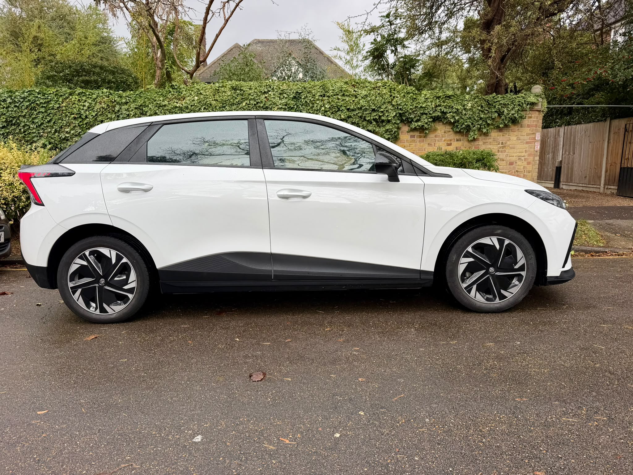 2023 MG MEH3 4SE Fully Electric image 4