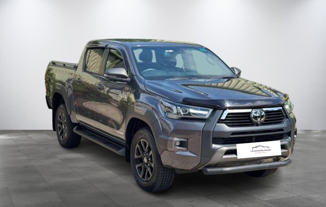 2025 Toyota Hilux 2.8 Hilux Invincible X MHEV 4WD