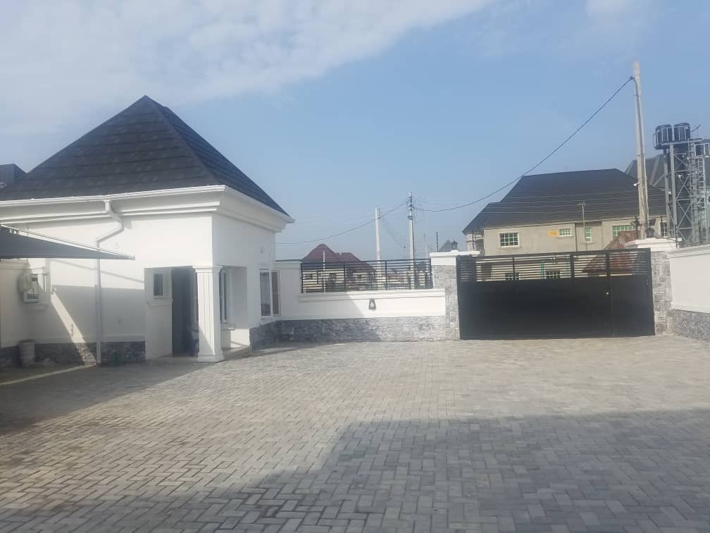 Six Bedrooms Duplex For Sale Greenfield Ago Place Way