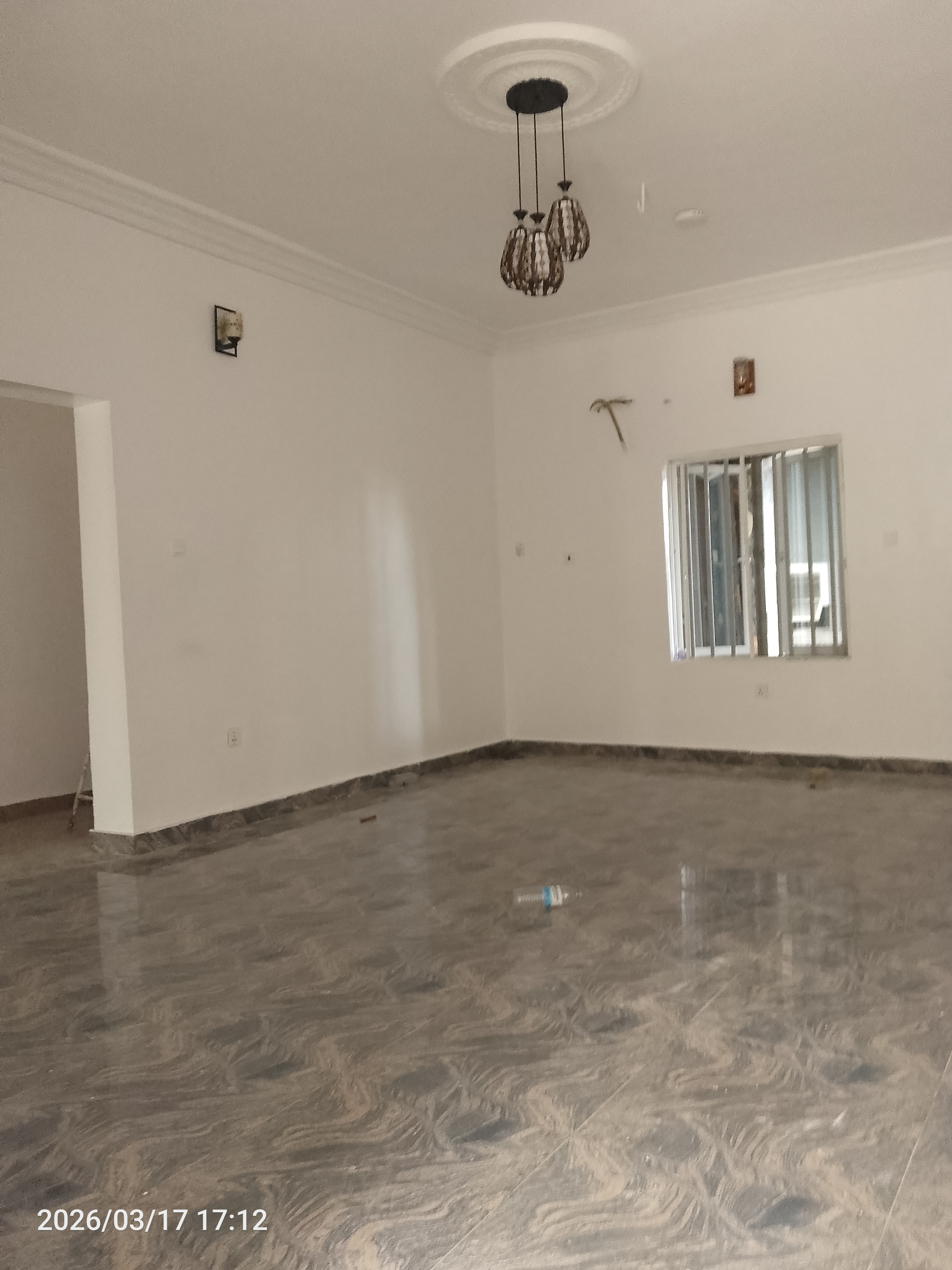 High Status 2bedroom flat - image 10