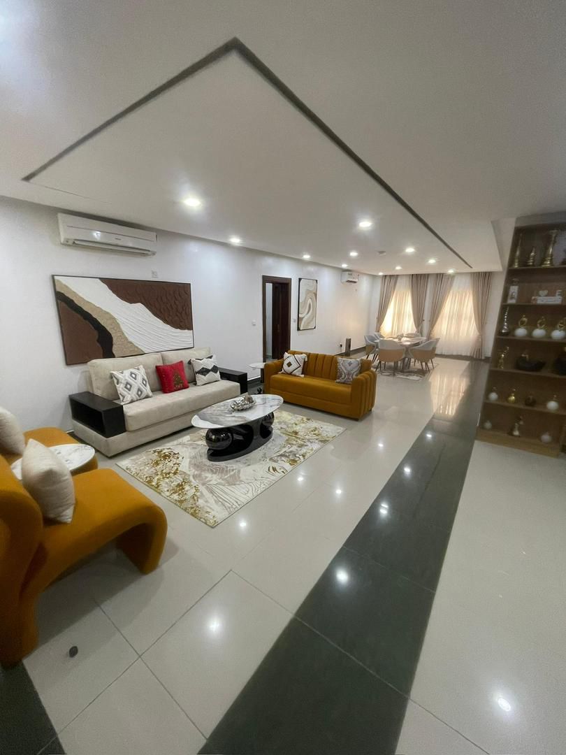 Fully Furnished 3bedroom Flat + BQ - image 3