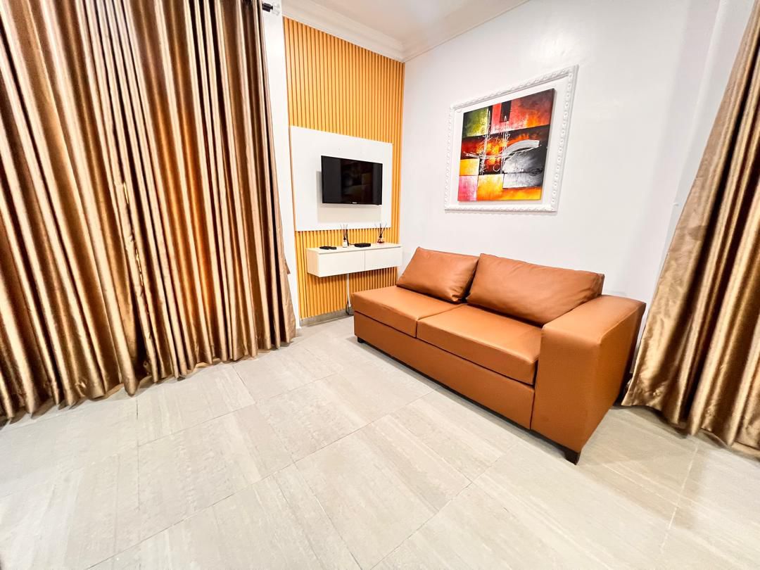 Fully Furnished and Serviced 3 bedroom with Inverter - image 10