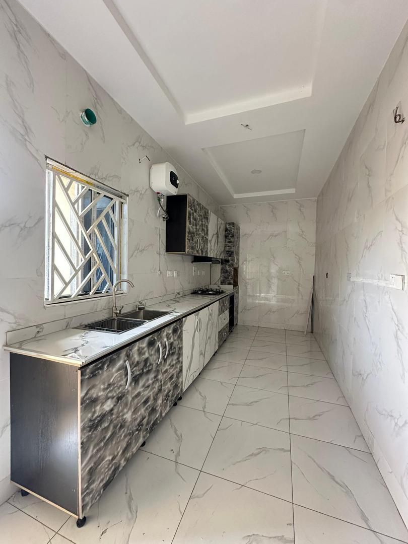 2 Bedroom Apartment + BQ - image 3