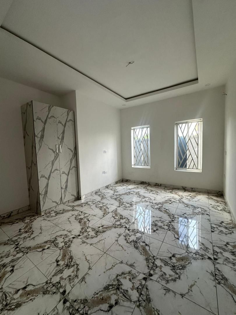 2 Bedroom Apartment + BQ - image 7