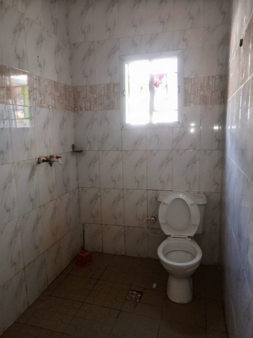 Sharp 2 bedroom flat - Royal Palm Will