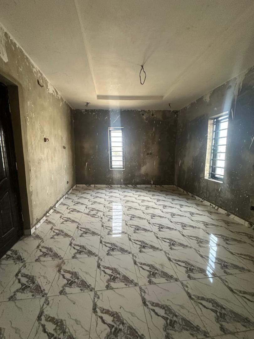 Modern Newly built Spacious Mini Flat