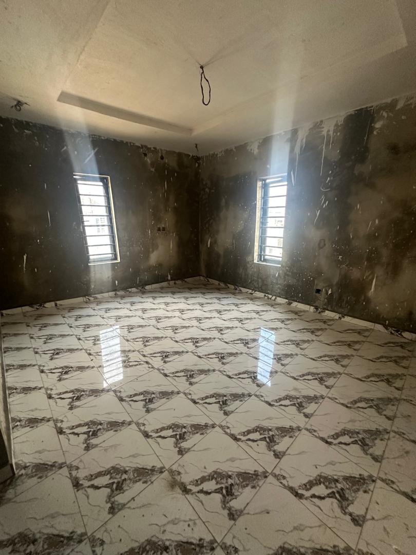 Modern Newly built Spacious Mini Flat