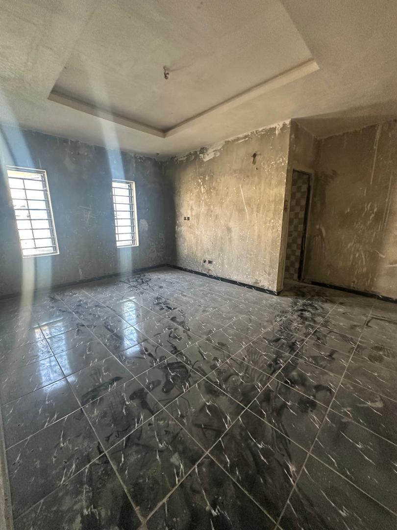 Modern Newly built Spacious Mini Flat
