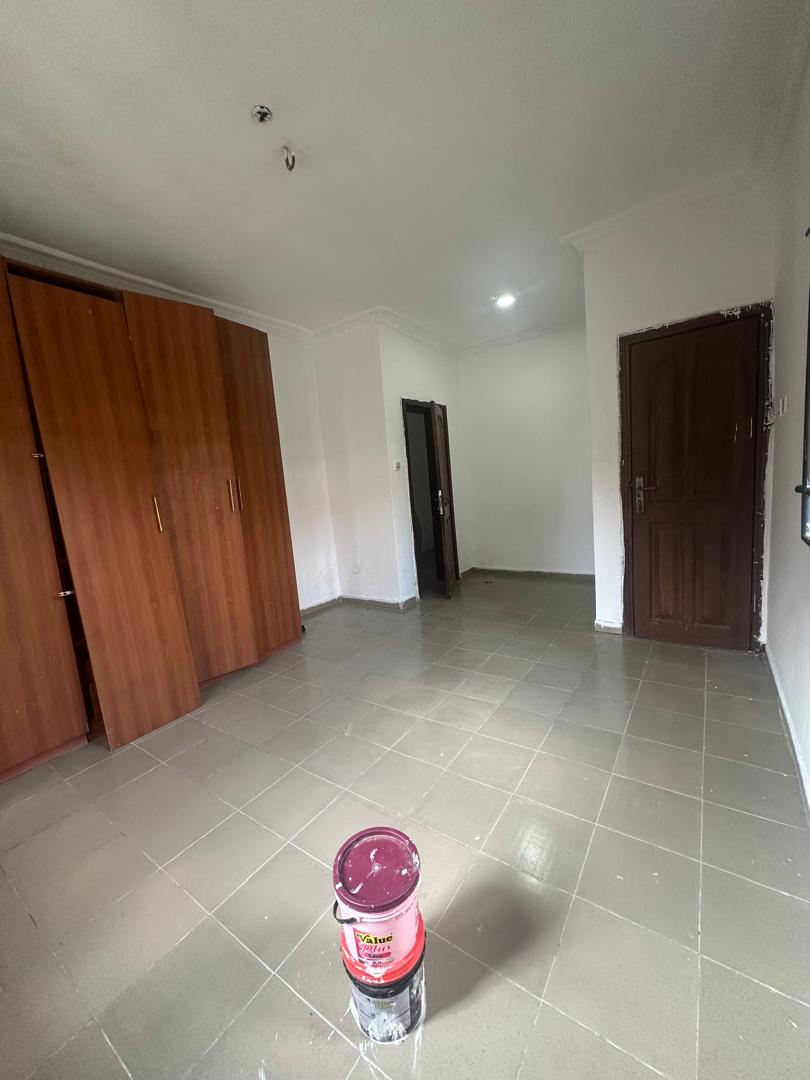 Sharp Spacious Shared Apartment 