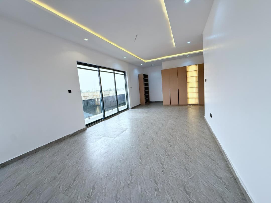 Affordable duplex for sale in Ogombo - image 5