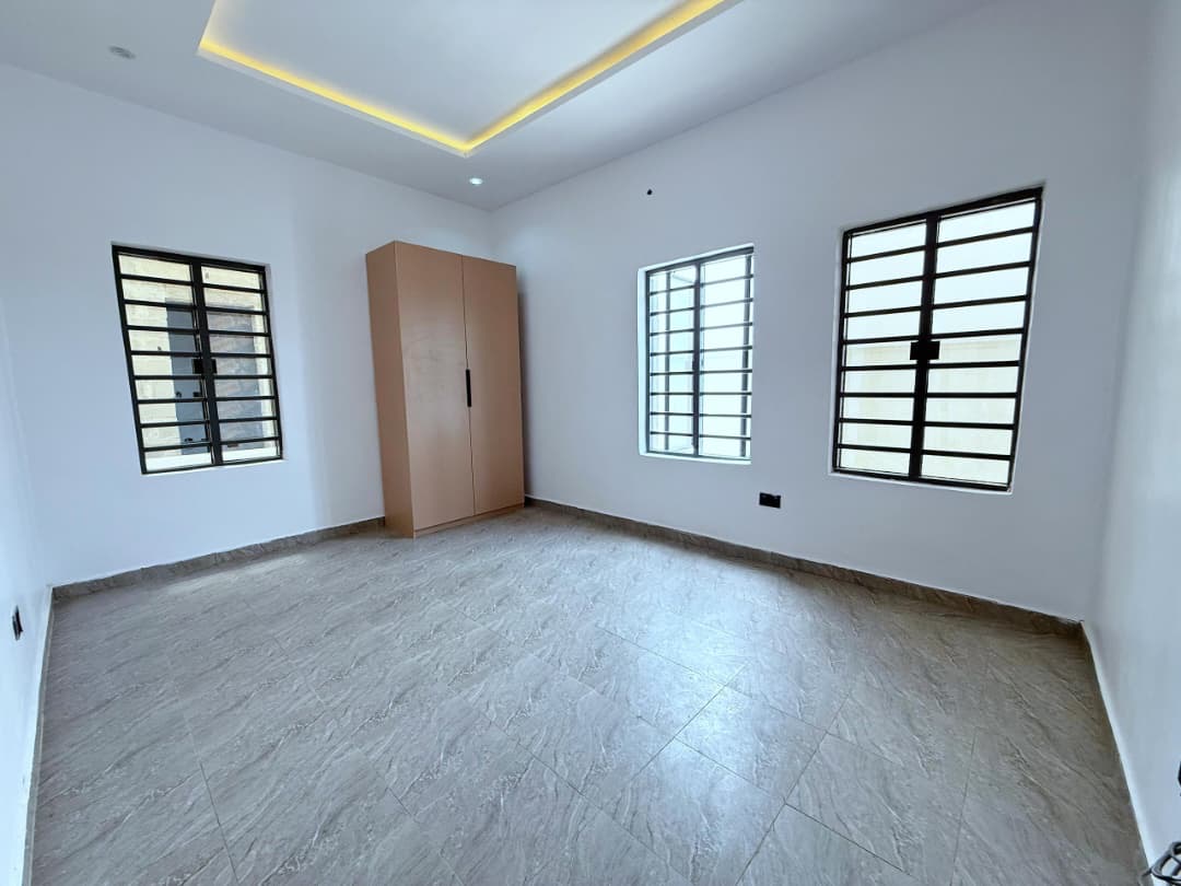 Affordable duplex for sale in Ogombo - image 8
