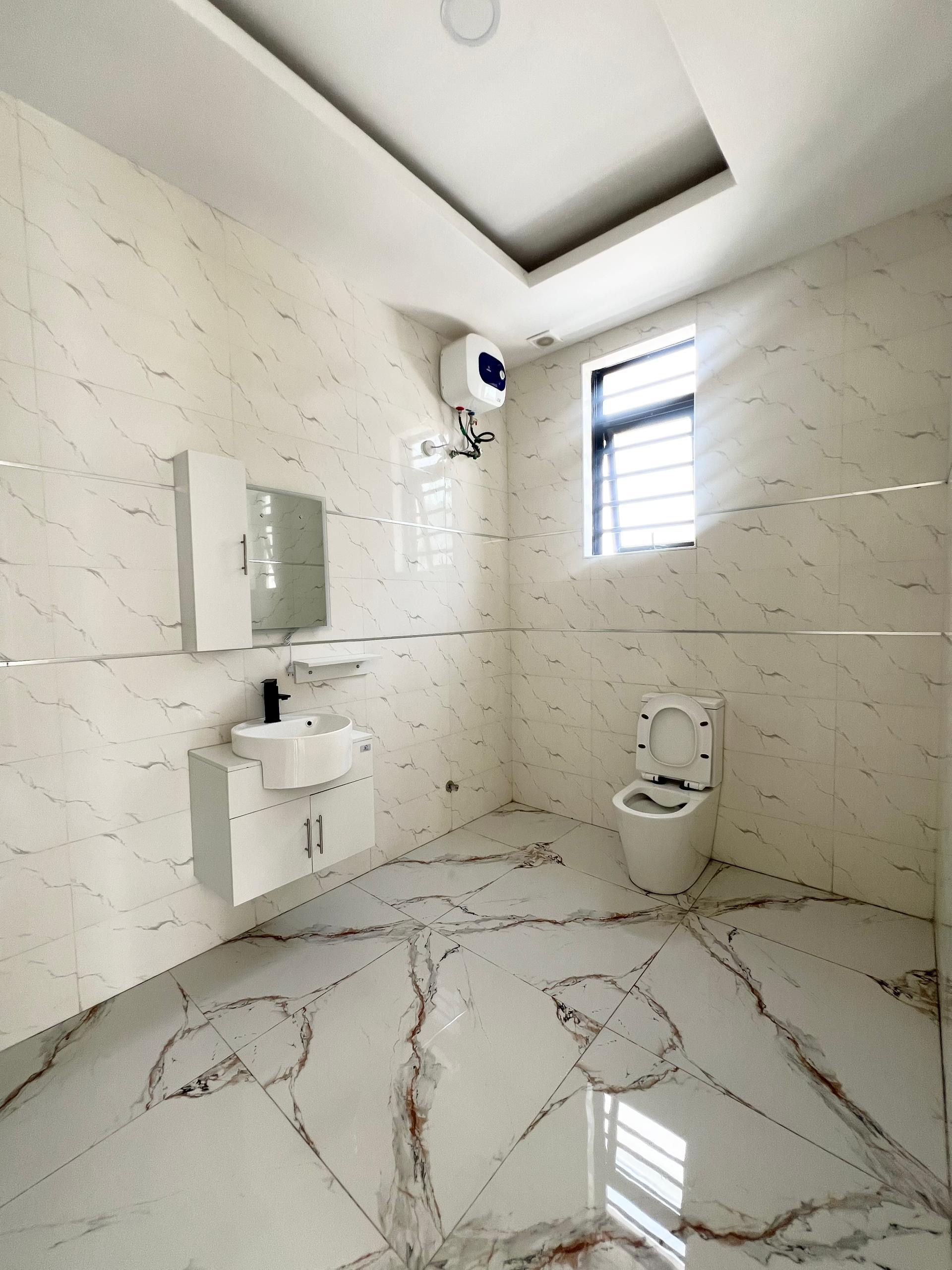 LUXURY 5 BEDROOM FULLY DETACHED DUPLEX WITH POOL IN LEKKI - image 7
