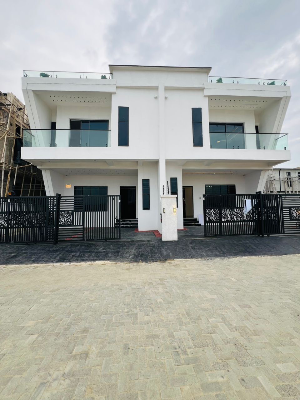 4 BEDROOM SEMI-DETACHED DUPLEX WITH BQ FOR SALE - image 10