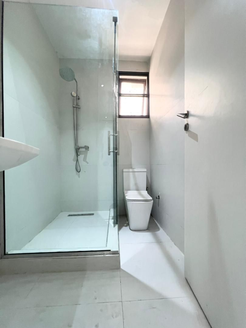 WELL-FINISHED 2 BEDROOM APARTMENT FOR SALE - image 6