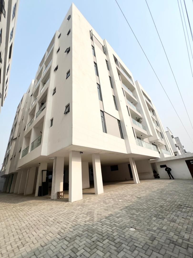 WELL-FINISHED 2 BEDROOM APARTMENT FOR SALE - image 16
