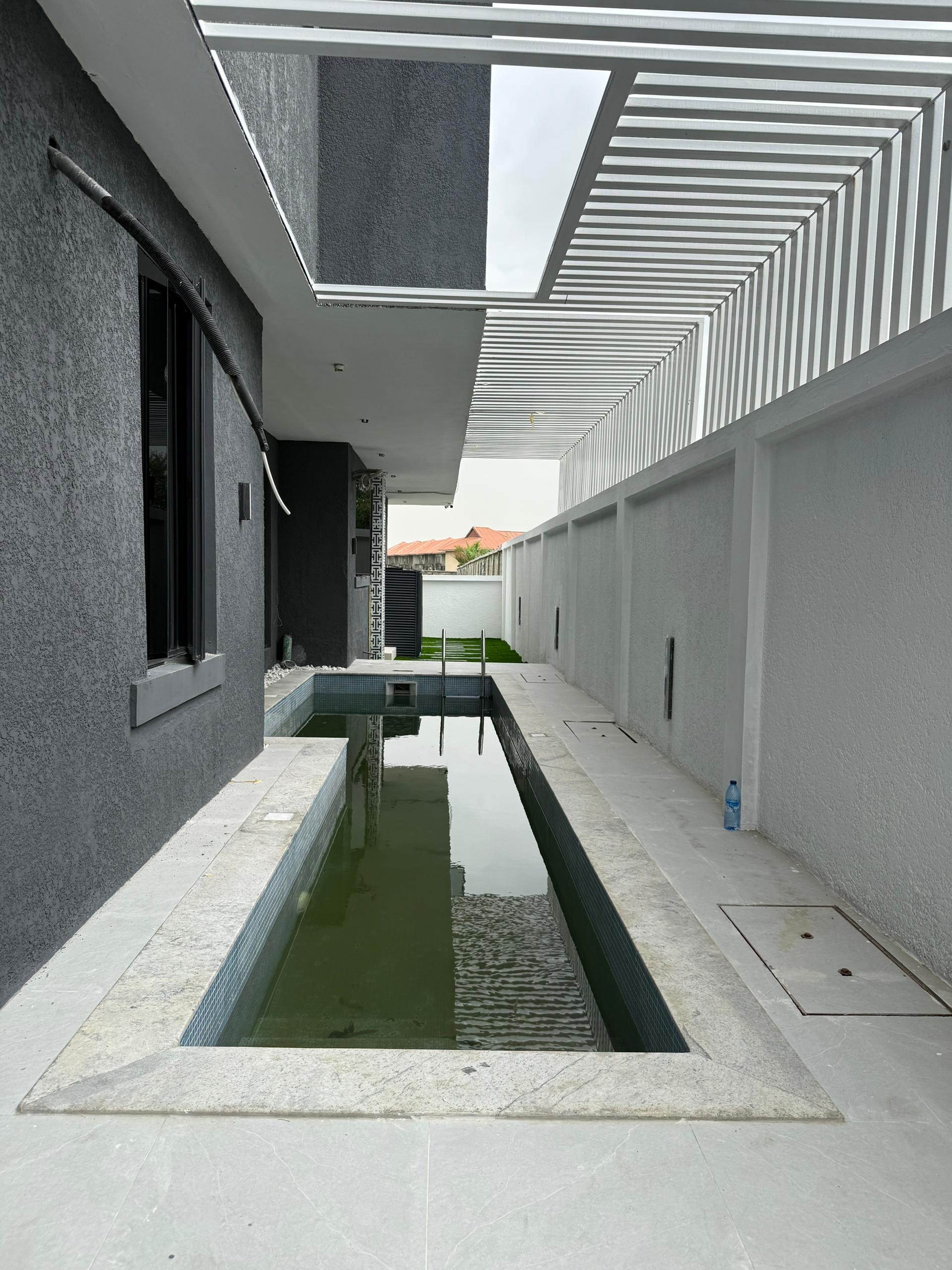LUXURY 5 BEDROOM SEMI-DETACHED DUPLEX FOR SALE - image 10