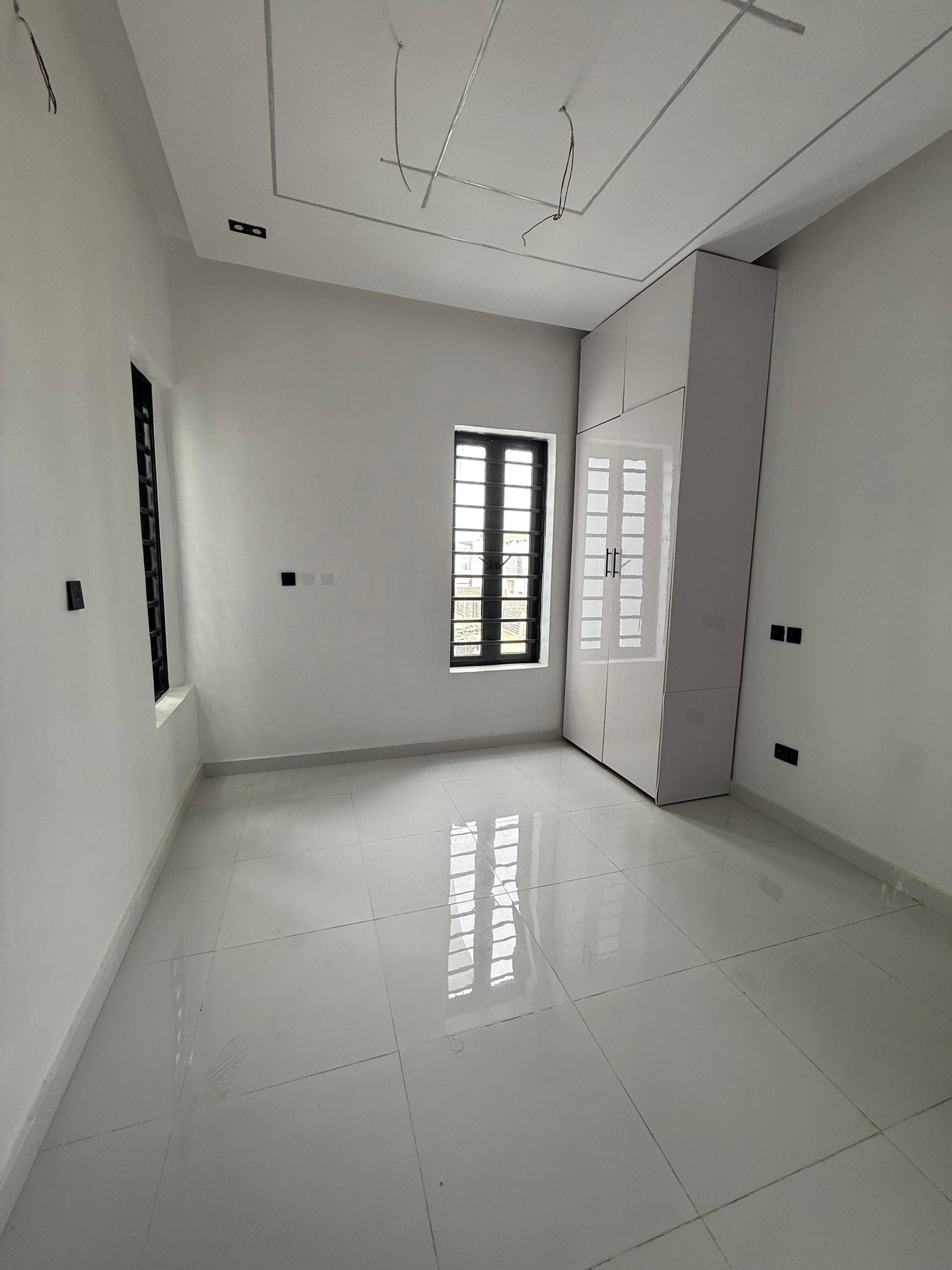 FASTEST CLICK! π₯ JUST 1 UNIT LEFT Newly Built 4-Bedroom Detached Duplex for Sale - image 12