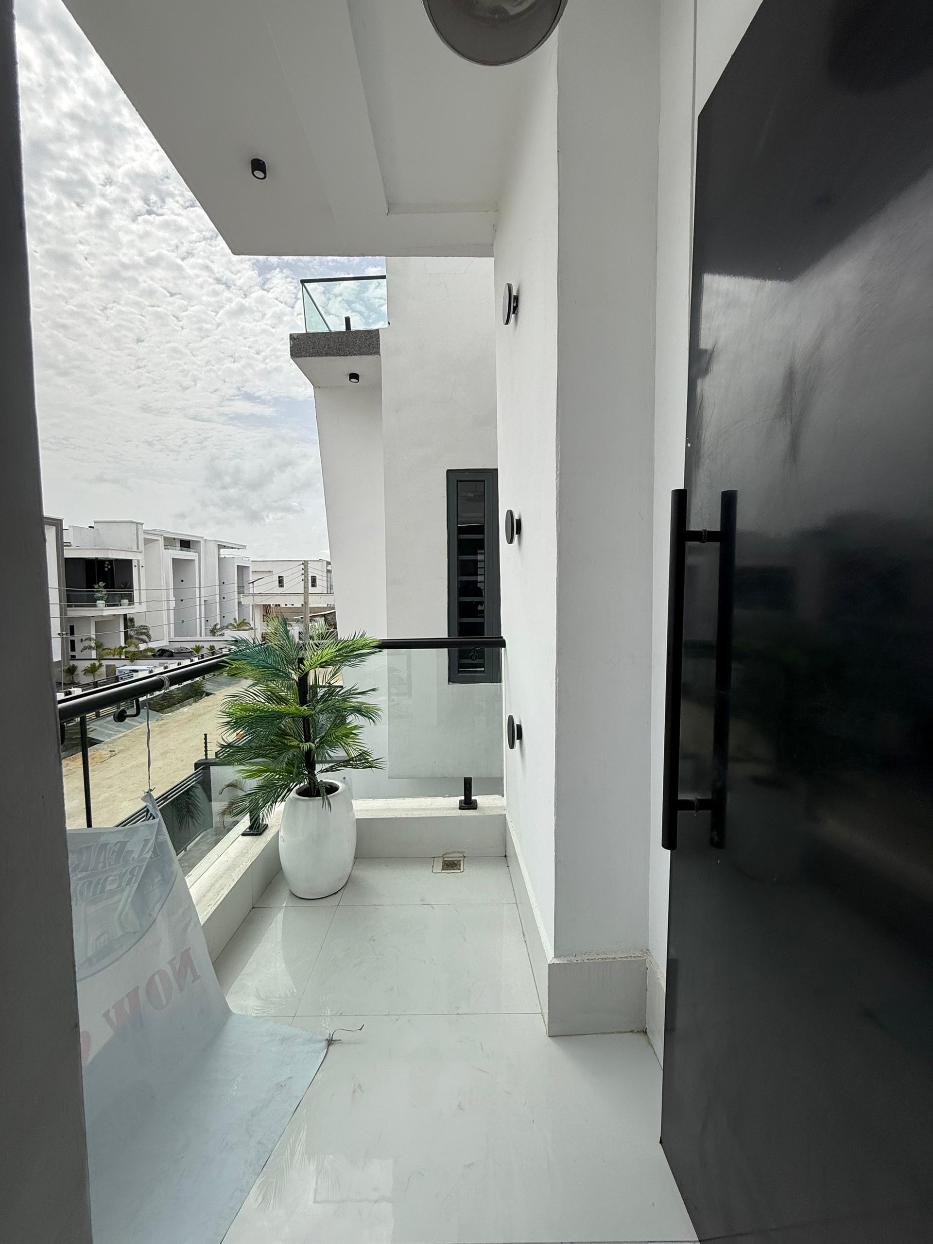 FASTEST CLICK! π₯ JUST 1 UNIT LEFT Newly Built 4-Bedroom Detached Duplex for Sale - image 9