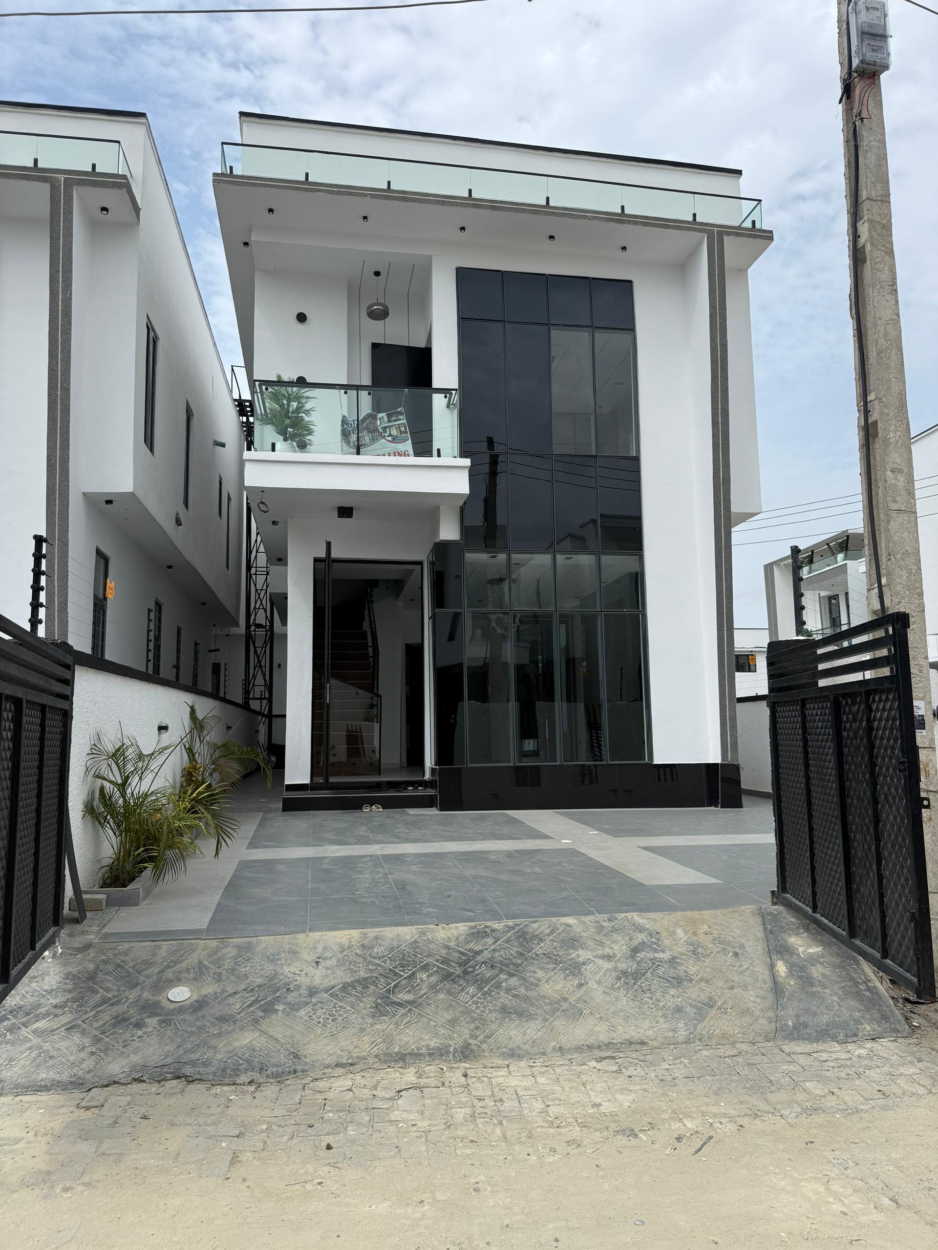 FASTEST CLICK! π₯ JUST 1 UNIT LEFT Newly Built 4-Bedroom Detached Duplex for Sale - image 14
