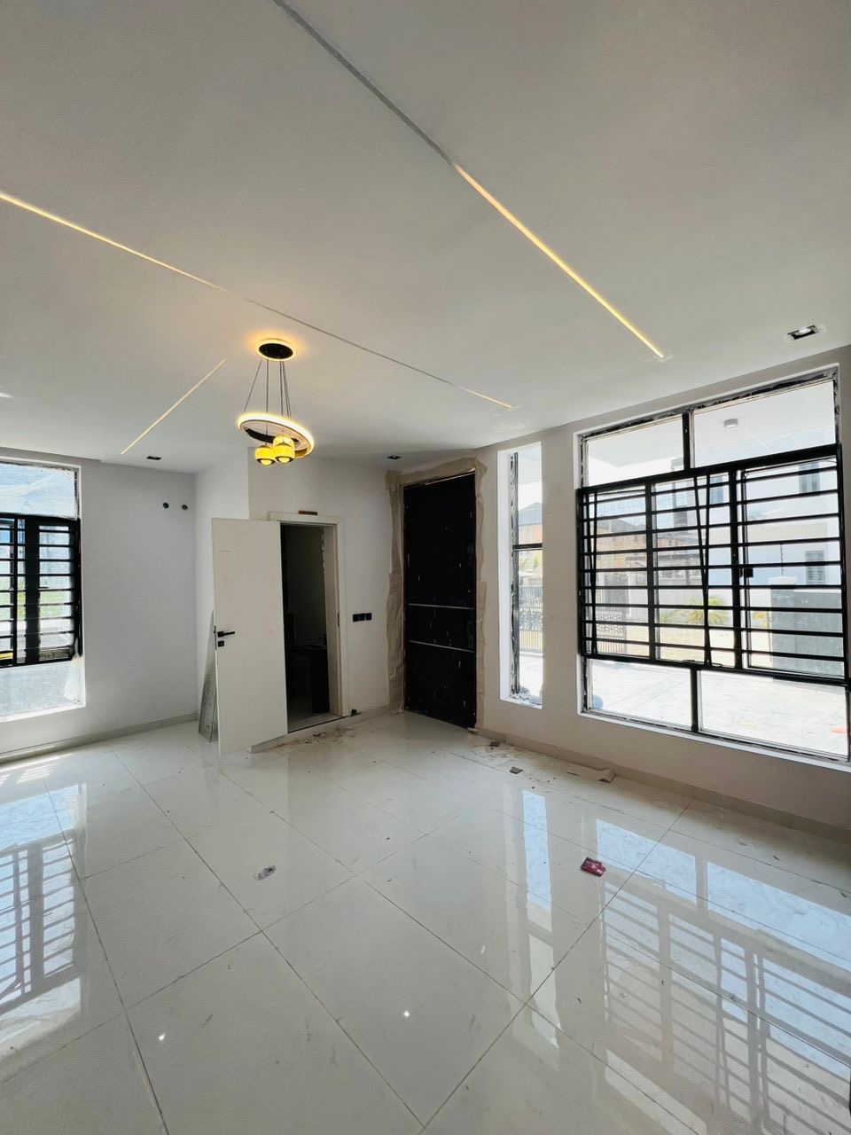 FOR SALE: 4 BEDROOM SEMI-DETACHED DUPLEX WITH BQ - image 9