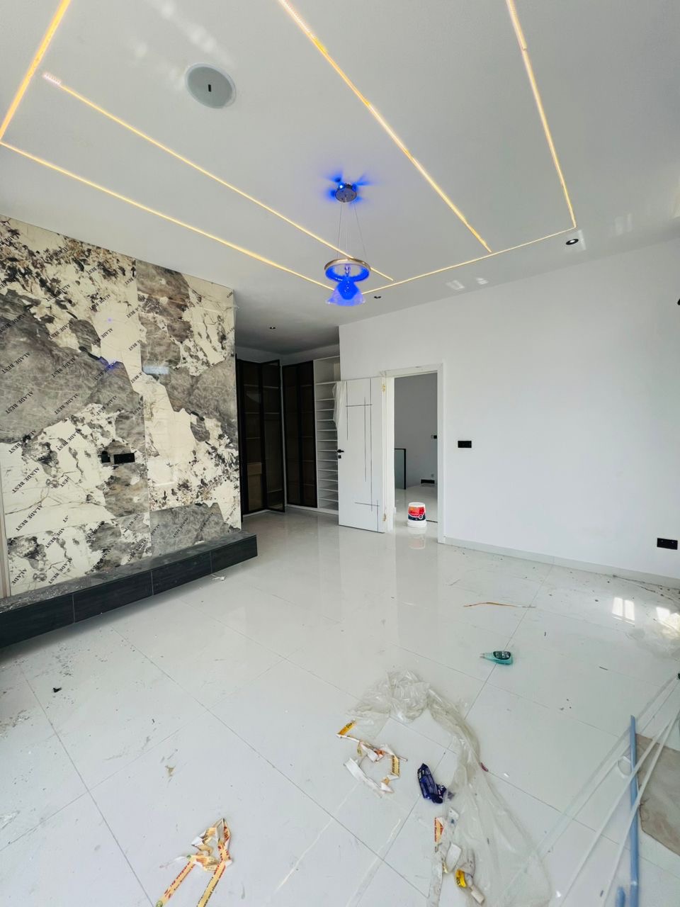 FOR SALE: 4 BEDROOM SEMI-DETACHED DUPLEX WITH BQ - image 6