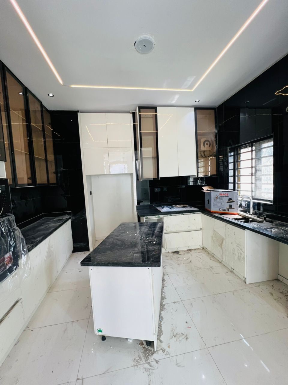 FOR SALE: 4 BEDROOM SEMI-DETACHED DUPLEX WITH BQ - image 7