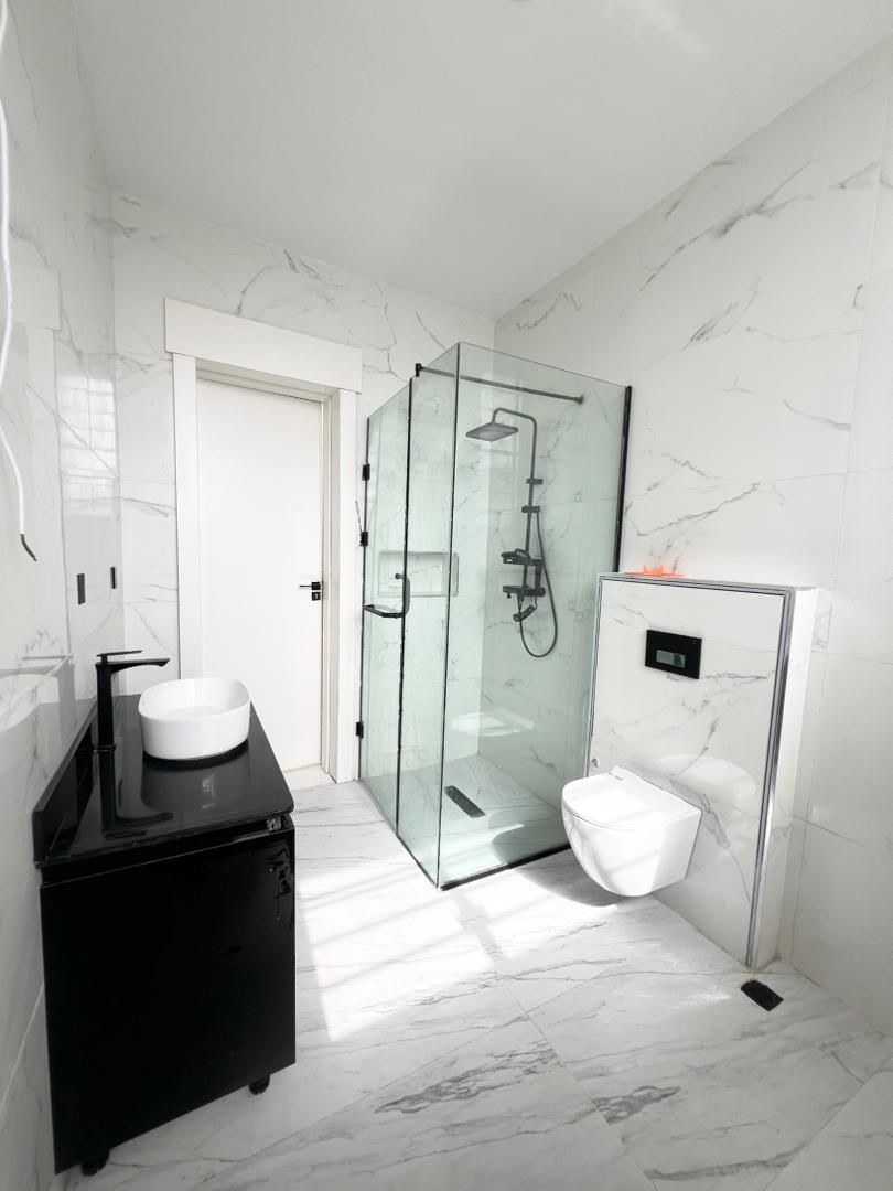 Some houses shout luxury. This one just quietly shows you - image 2